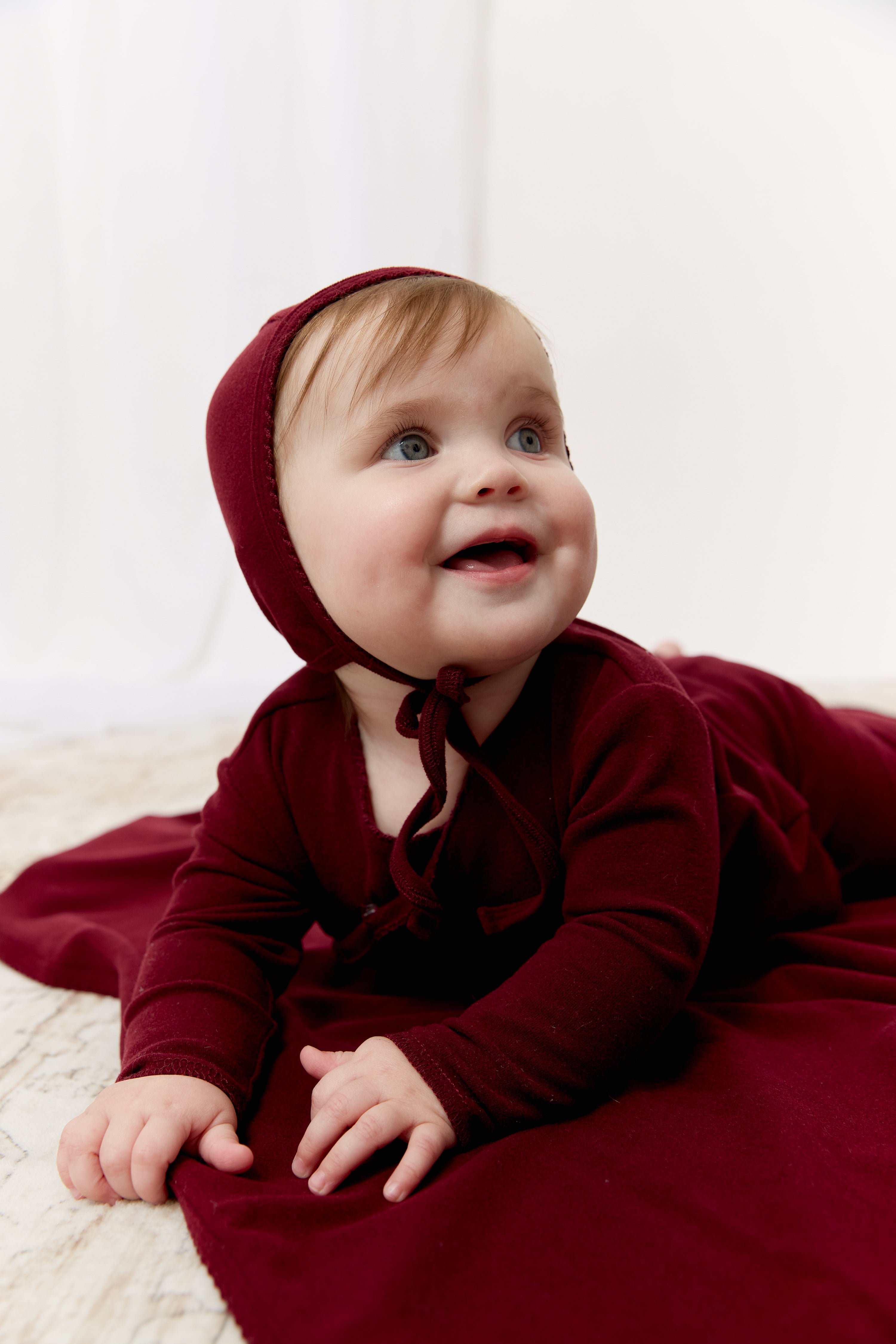 Felt Wrap Set With Hat - Maroon