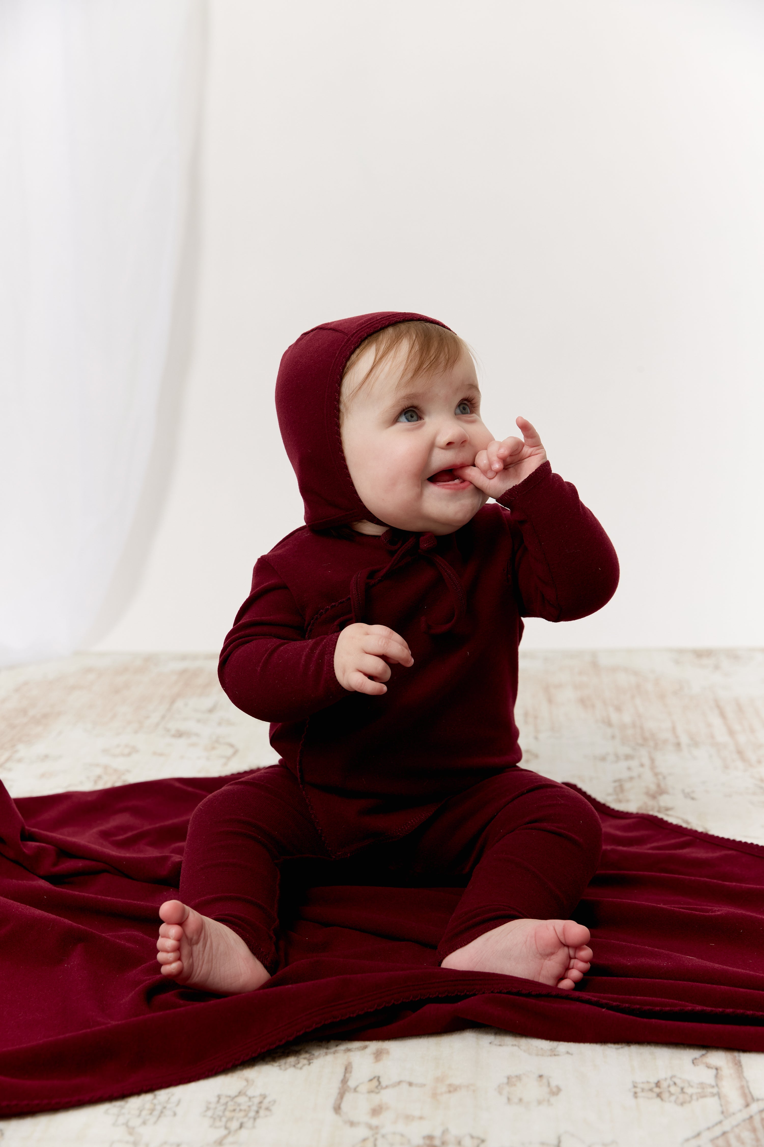 Felt Wrap Set With Hat - Maroon