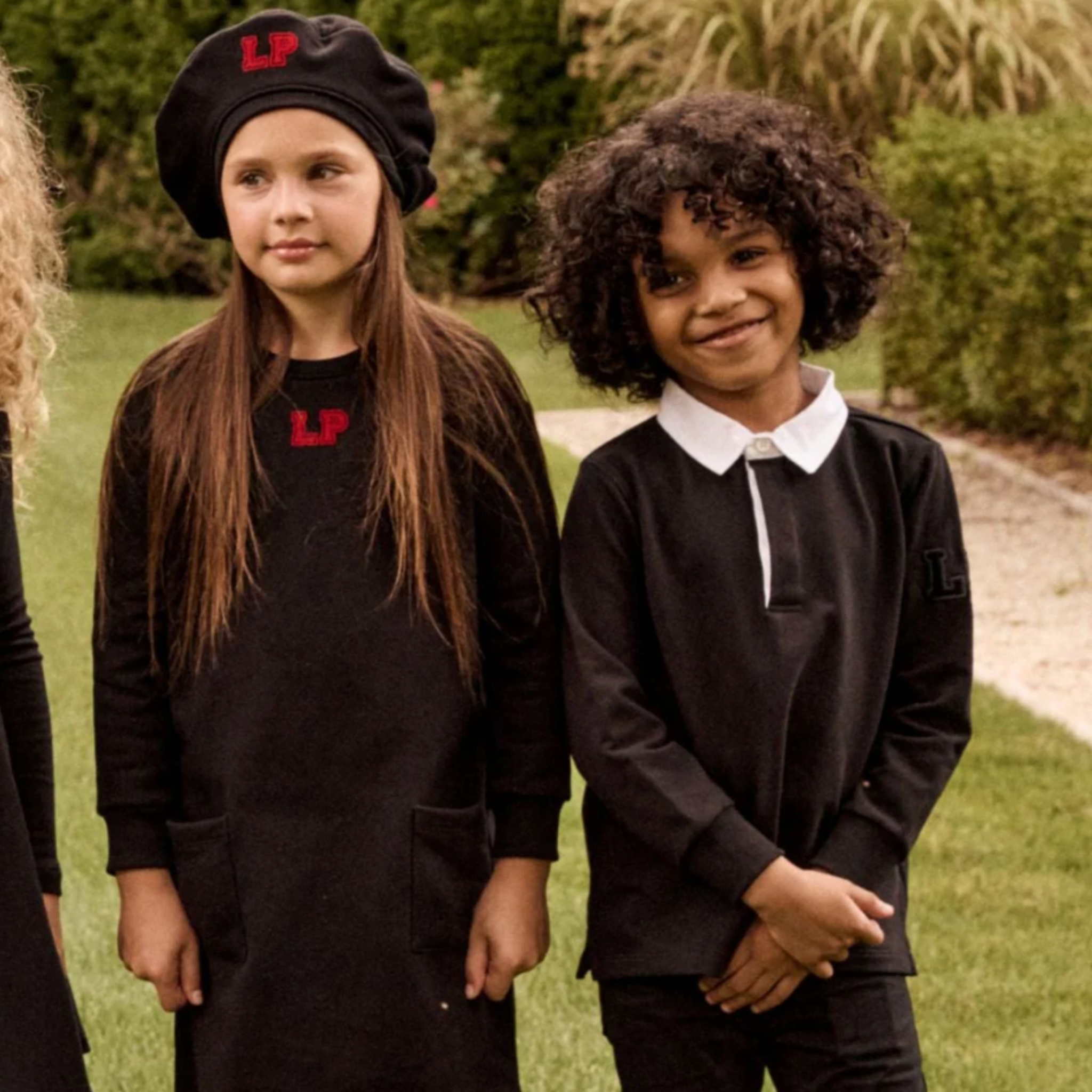 Parni Black Lp Dress – Timeless Modest Elegance