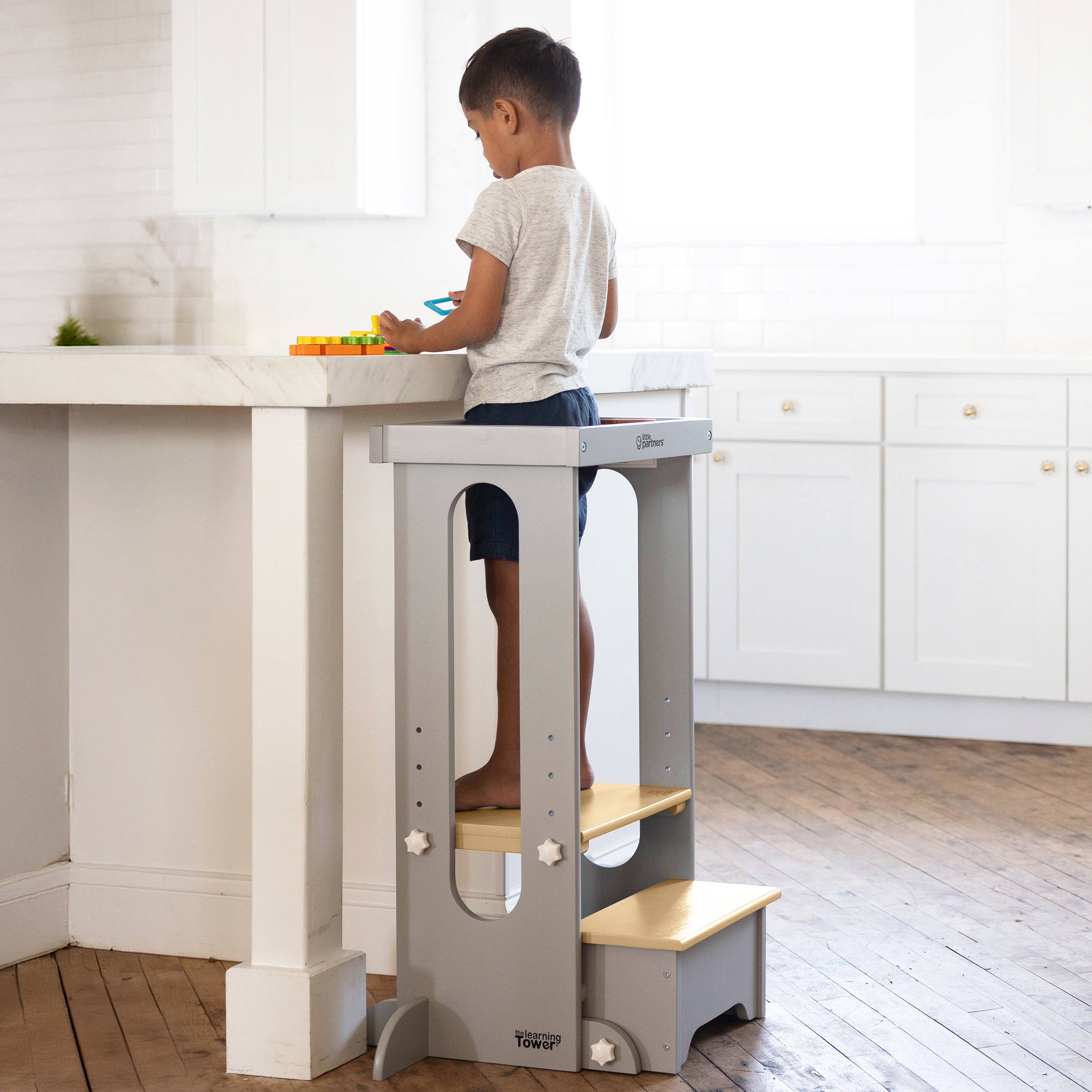 Explore 'n Store Learning Tower® Toddler Tower