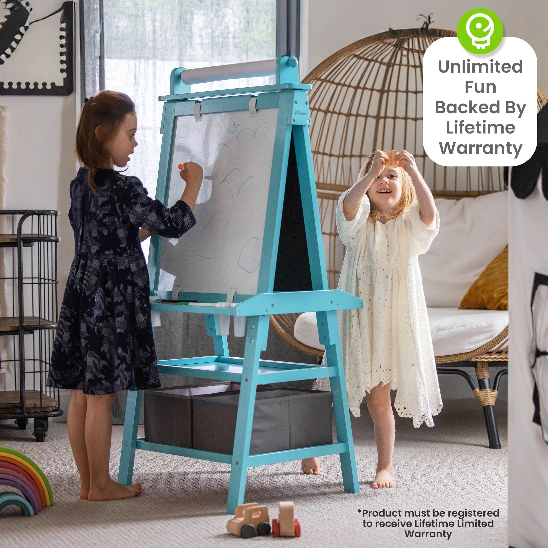 Deluxe Learn & Play Art Center