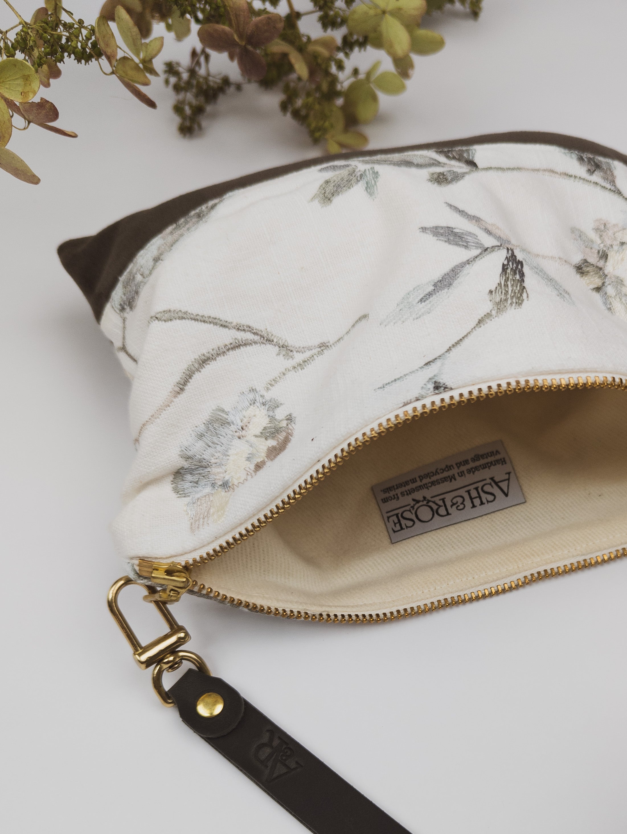 Winona Embroidered Linen Wristlet