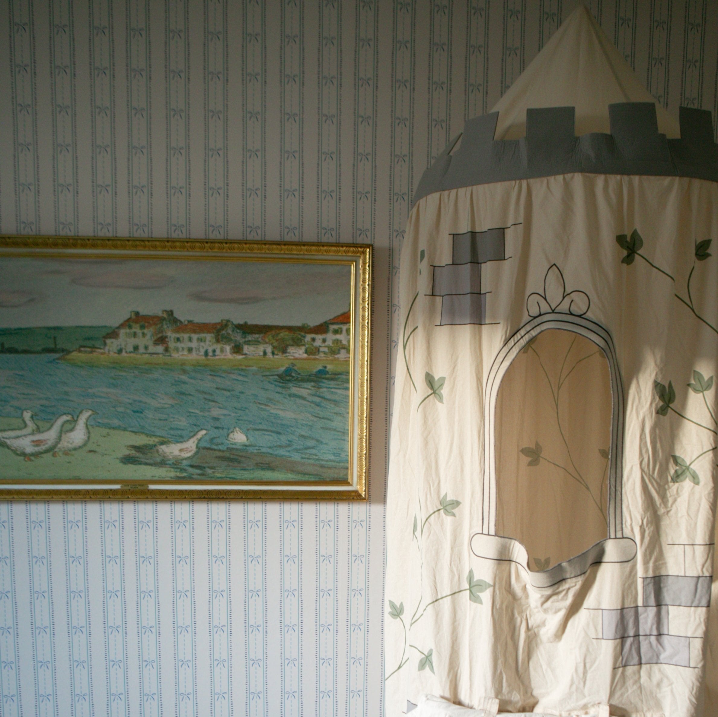 Lena Wallpaper By House Of Haricot