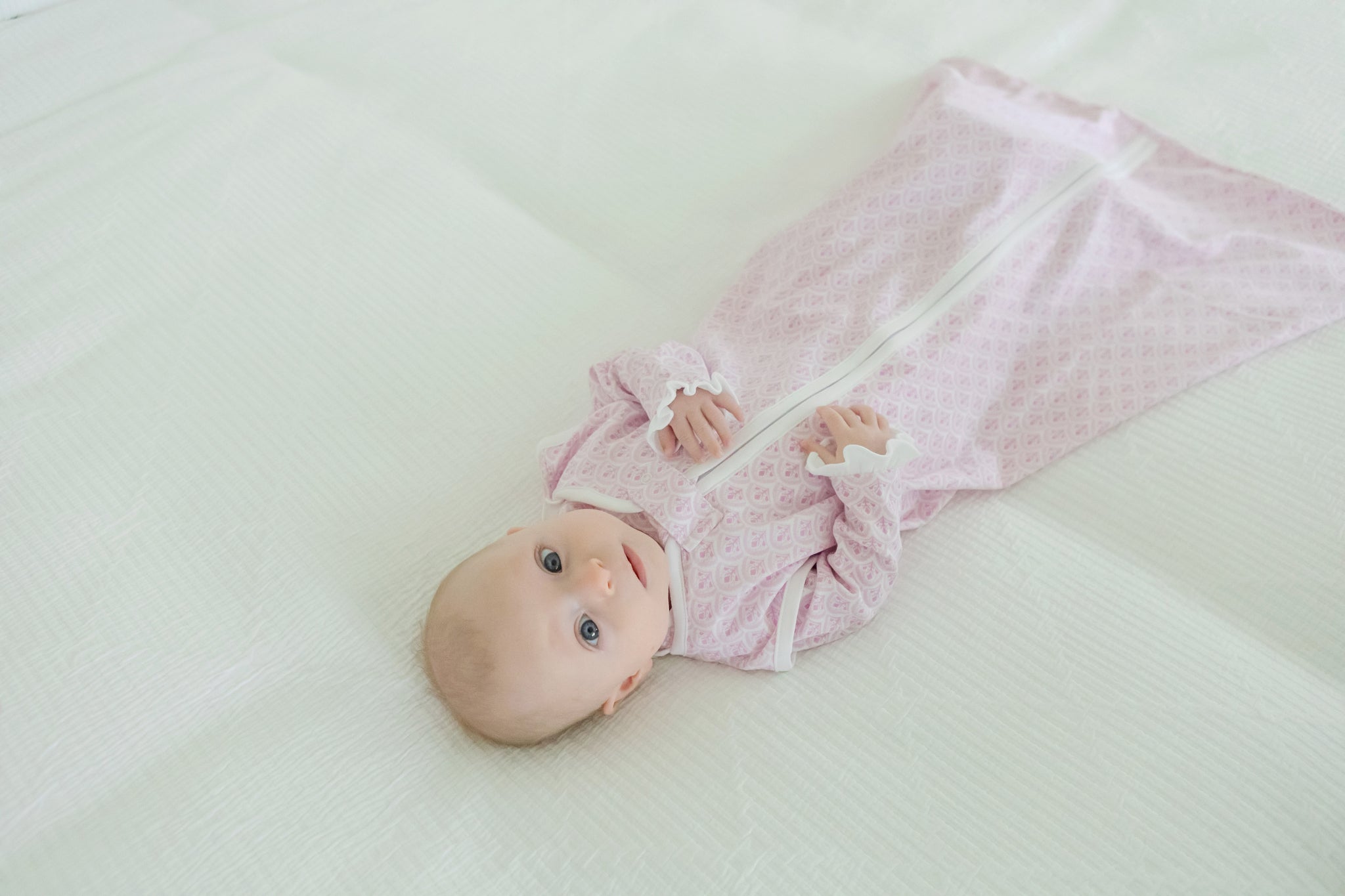 Wearable Girls' Blanket - Scalloped In Pink