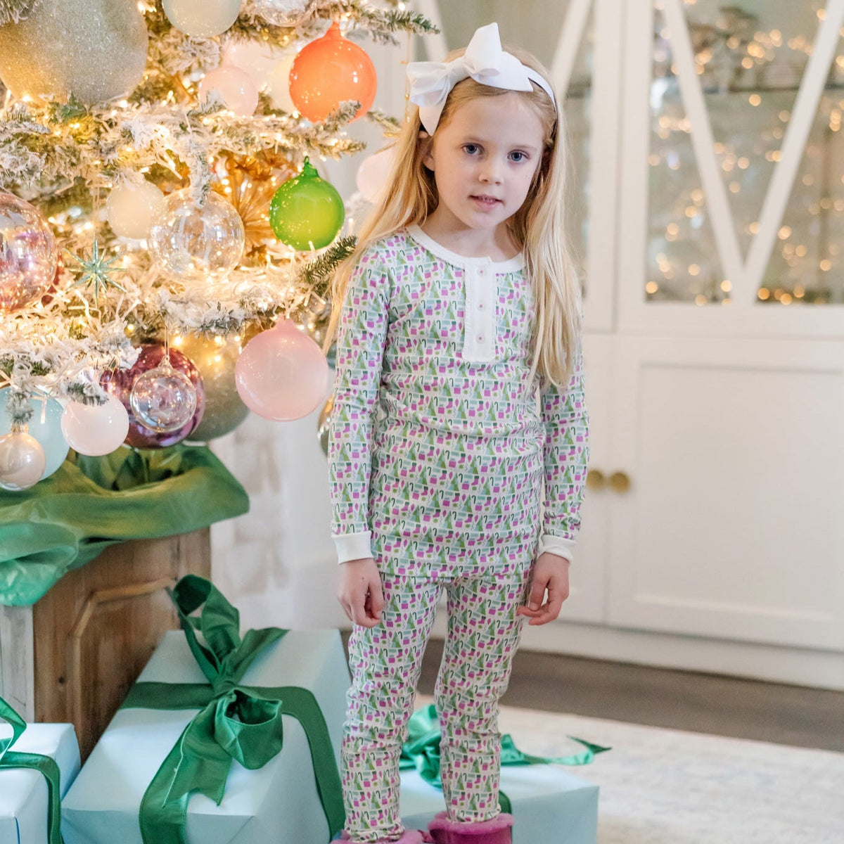 Alden Girls' Pajama Pant Set - Mod Holiday Pink
