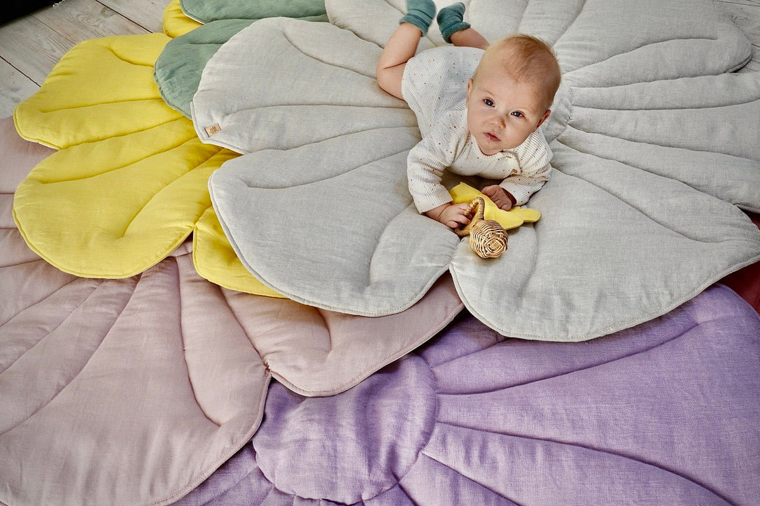 Linen Light Pink Lily - Flower Mat