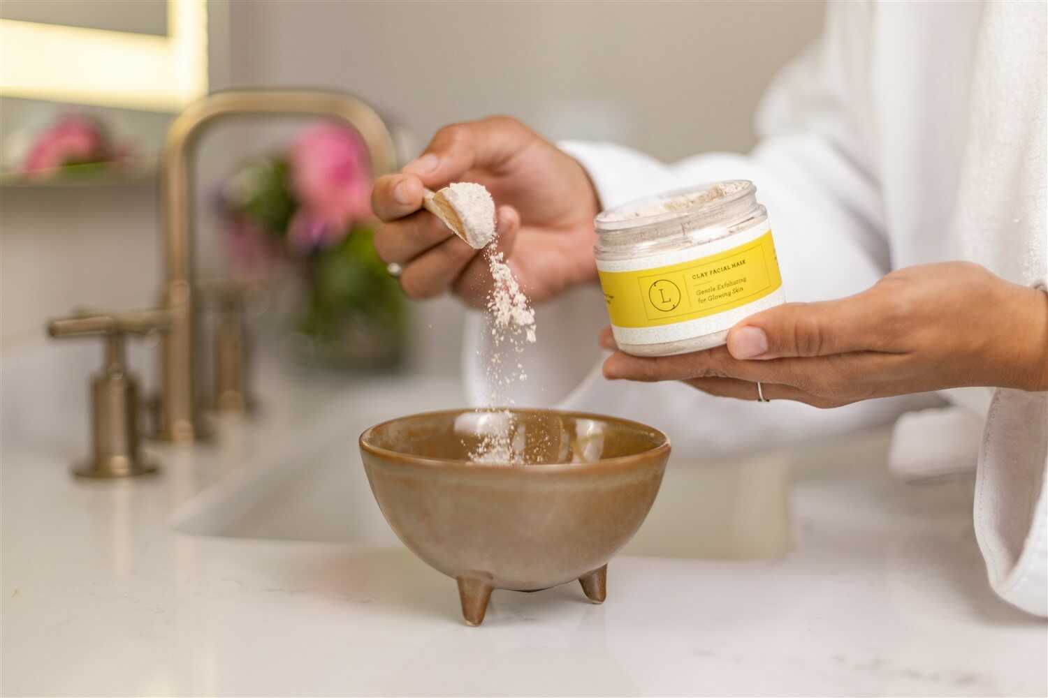 Natural Clay Facial Mask, Exfoliating Mask, Glowing Skin Mask