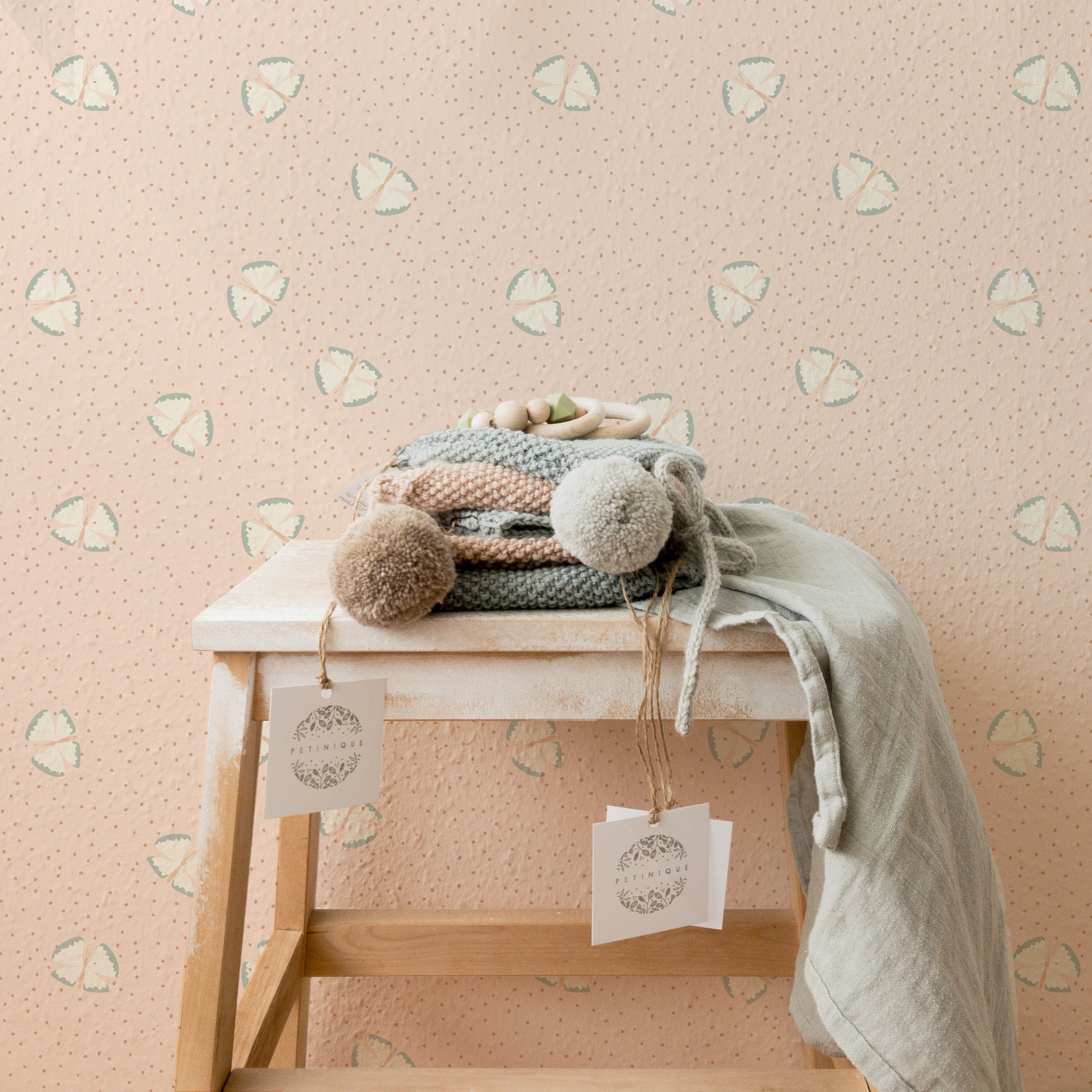 Lola Wallpaper By House Of Haricot