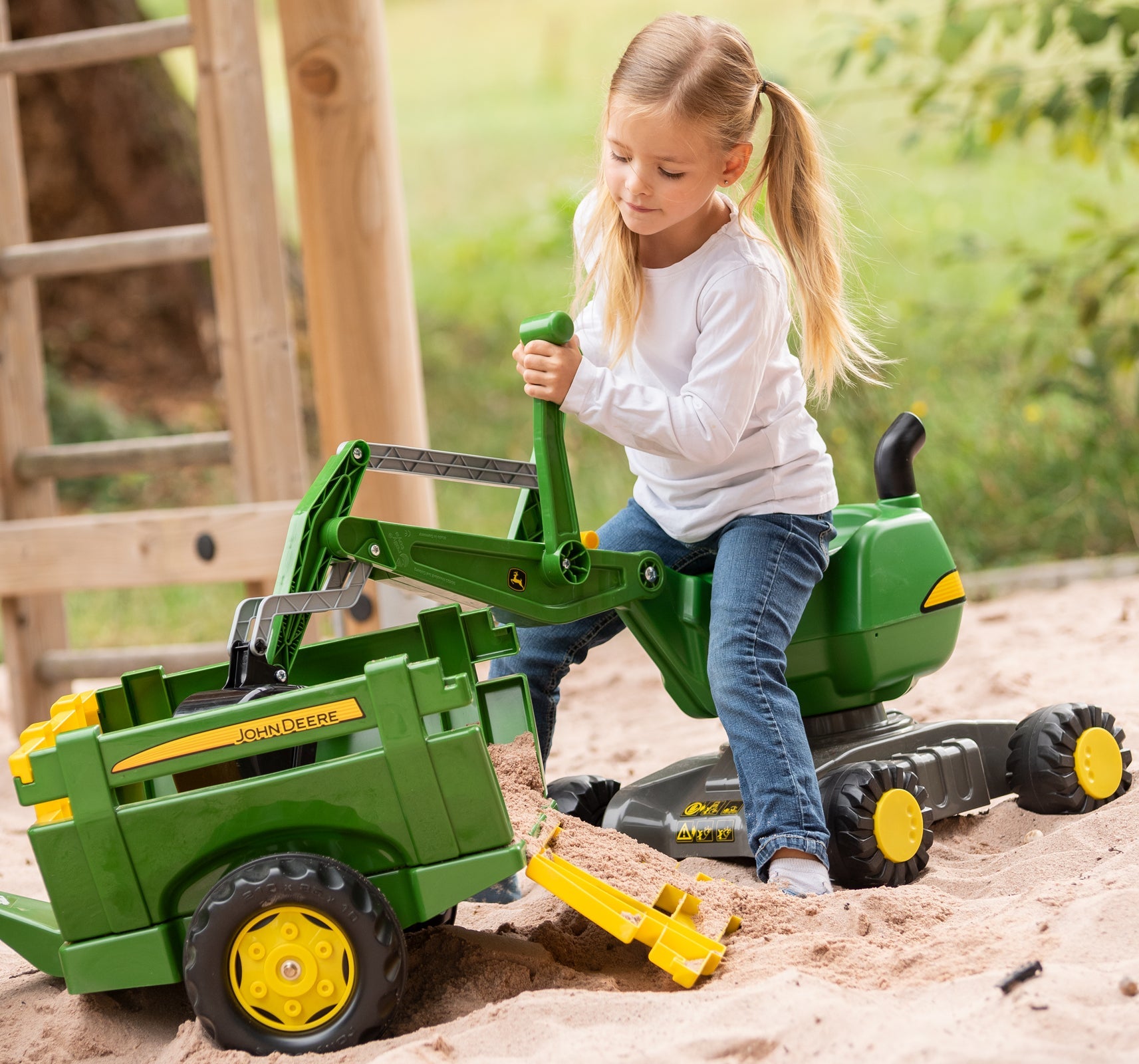 John Deere Ride-on Digger