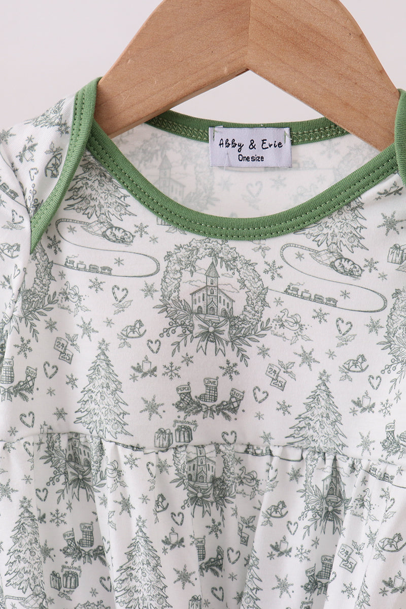 Green Christmas Tree Print Gown
