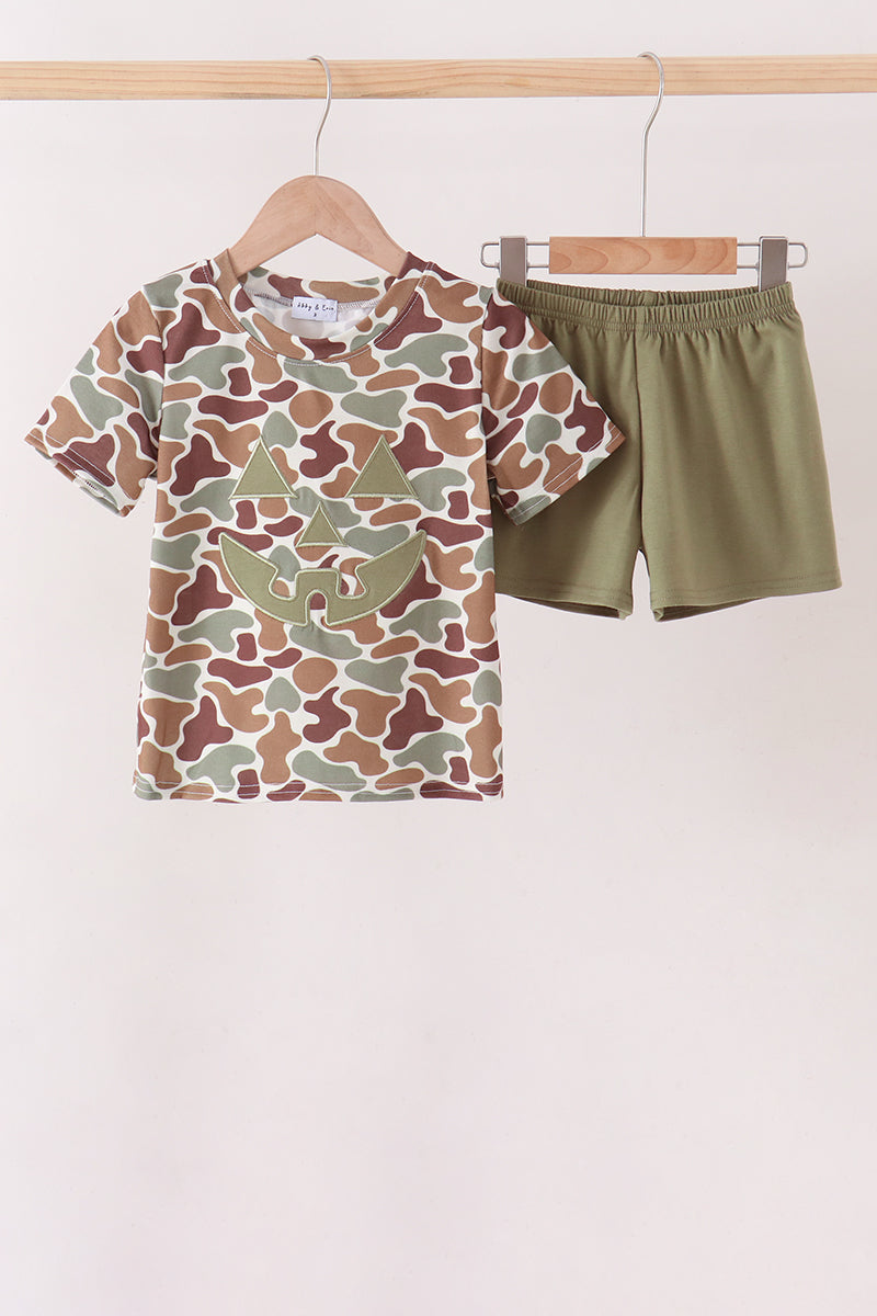 Camouflage Jack-o-lantern Applique Shorts Set