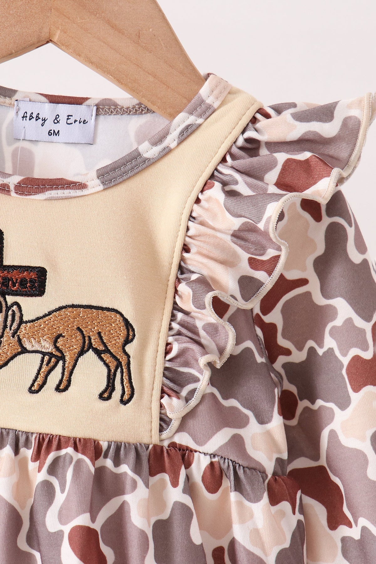 Khaki Camoufalge Cross Deer Embroidery Ruffle Bubble