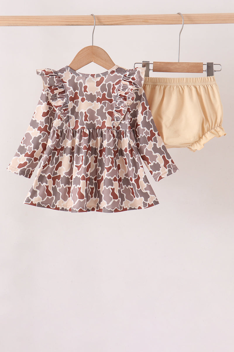 Khaki Camoufalge Cross Deer Embroidery Ruffle Bloomer Set