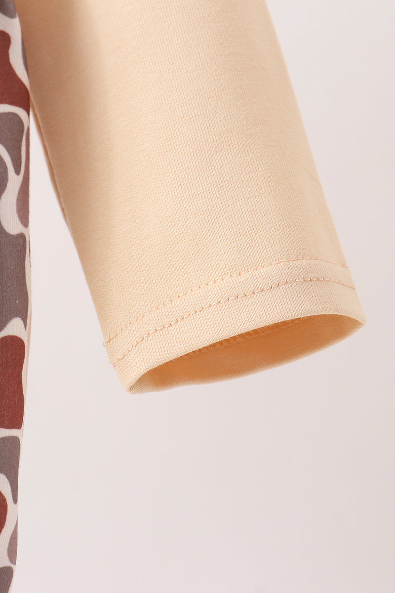 Khaki Camoufalge Cross Deer Embroidery Bubble