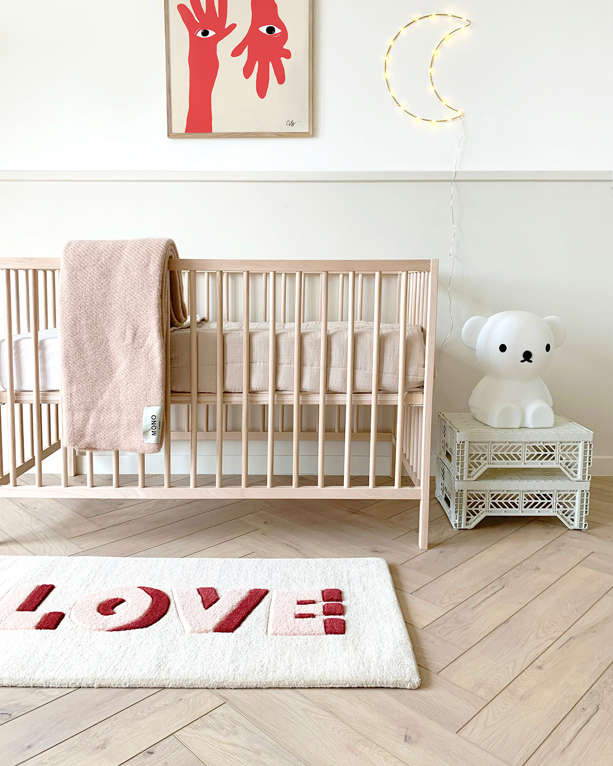 Rug Love Cream / Red Print 3.3 X 1.6 Ft