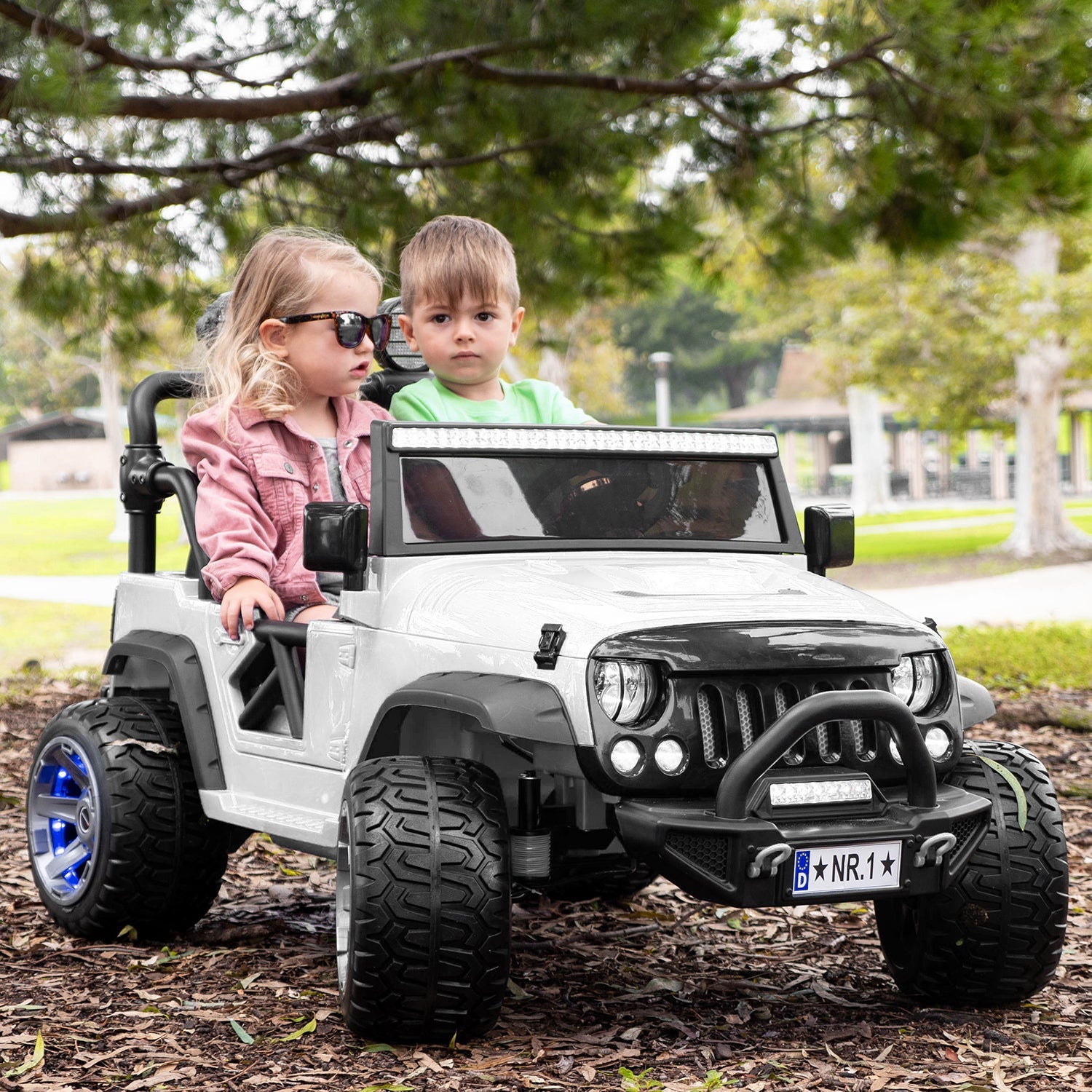 Trail Explorer 12v Kids Ride-on Car Truck With R/c Parental Remote | White