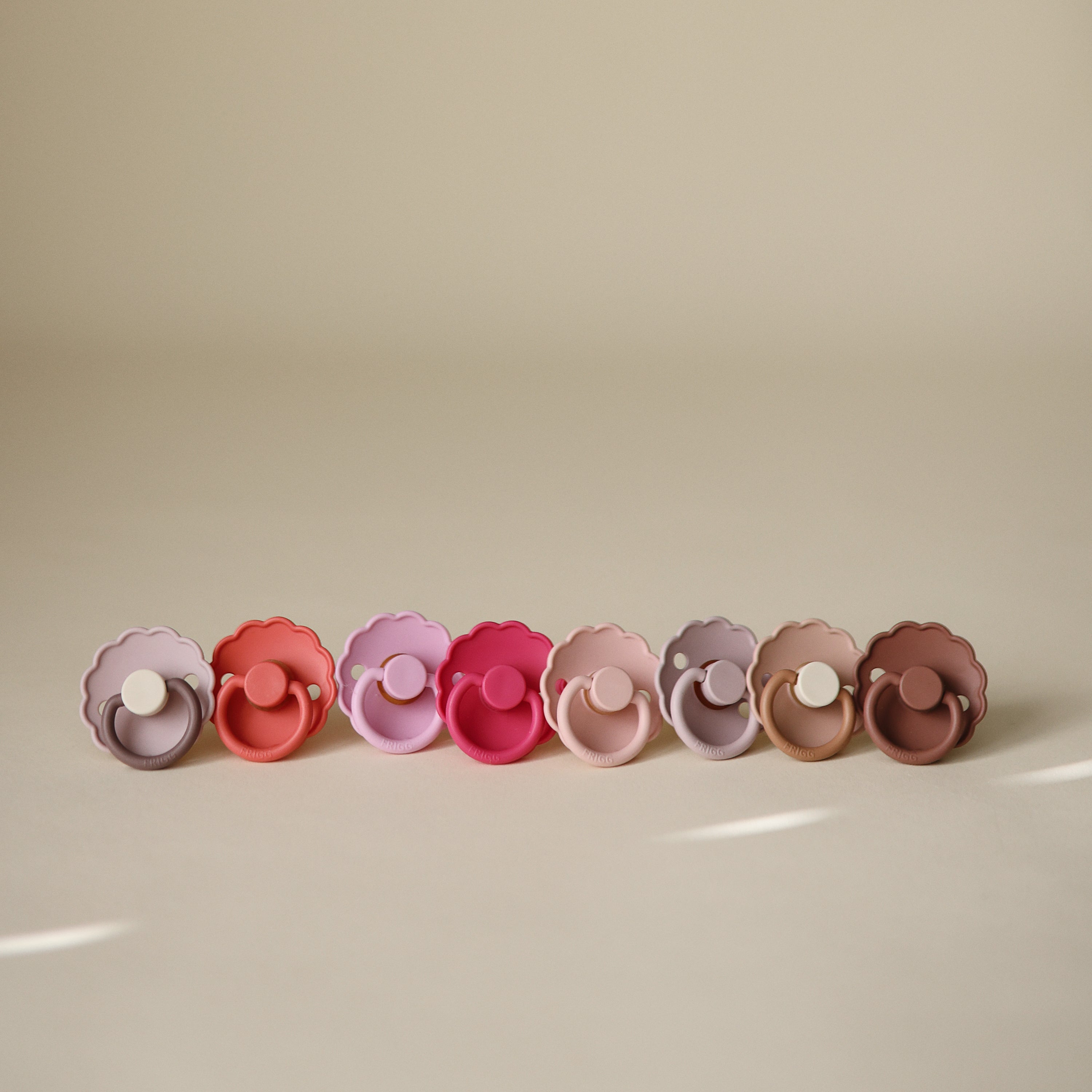 Frigg Daisy Natural Rubber Pacifier 2-pack