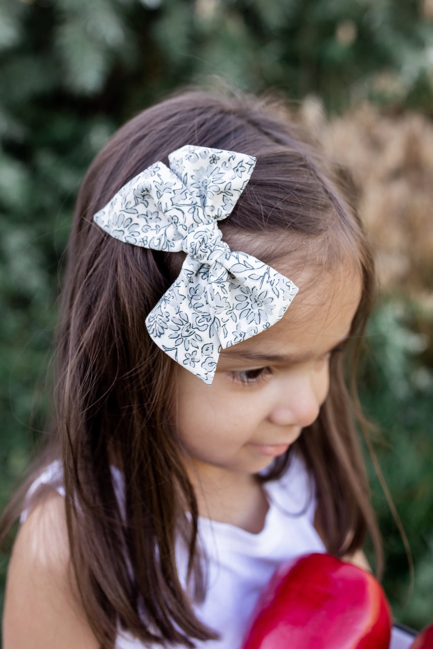 Harriet | Oversized Hand-tied Bow