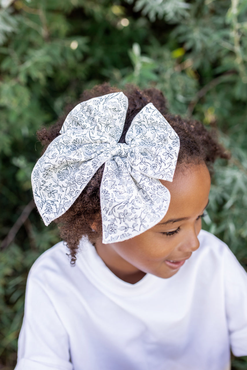 Harriet | Party Bow