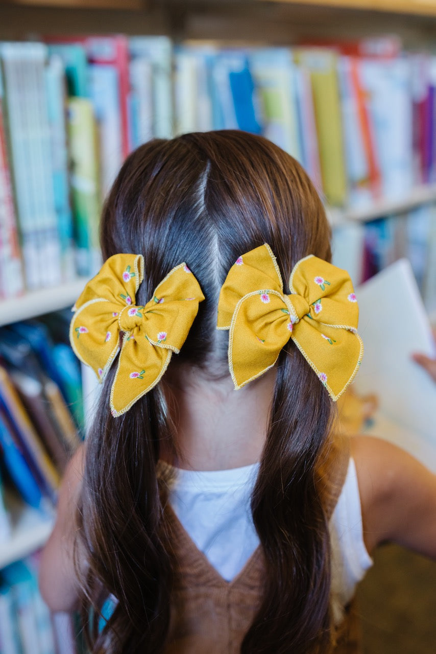 Dandelion | Pigtail Set - Petite Party Bow