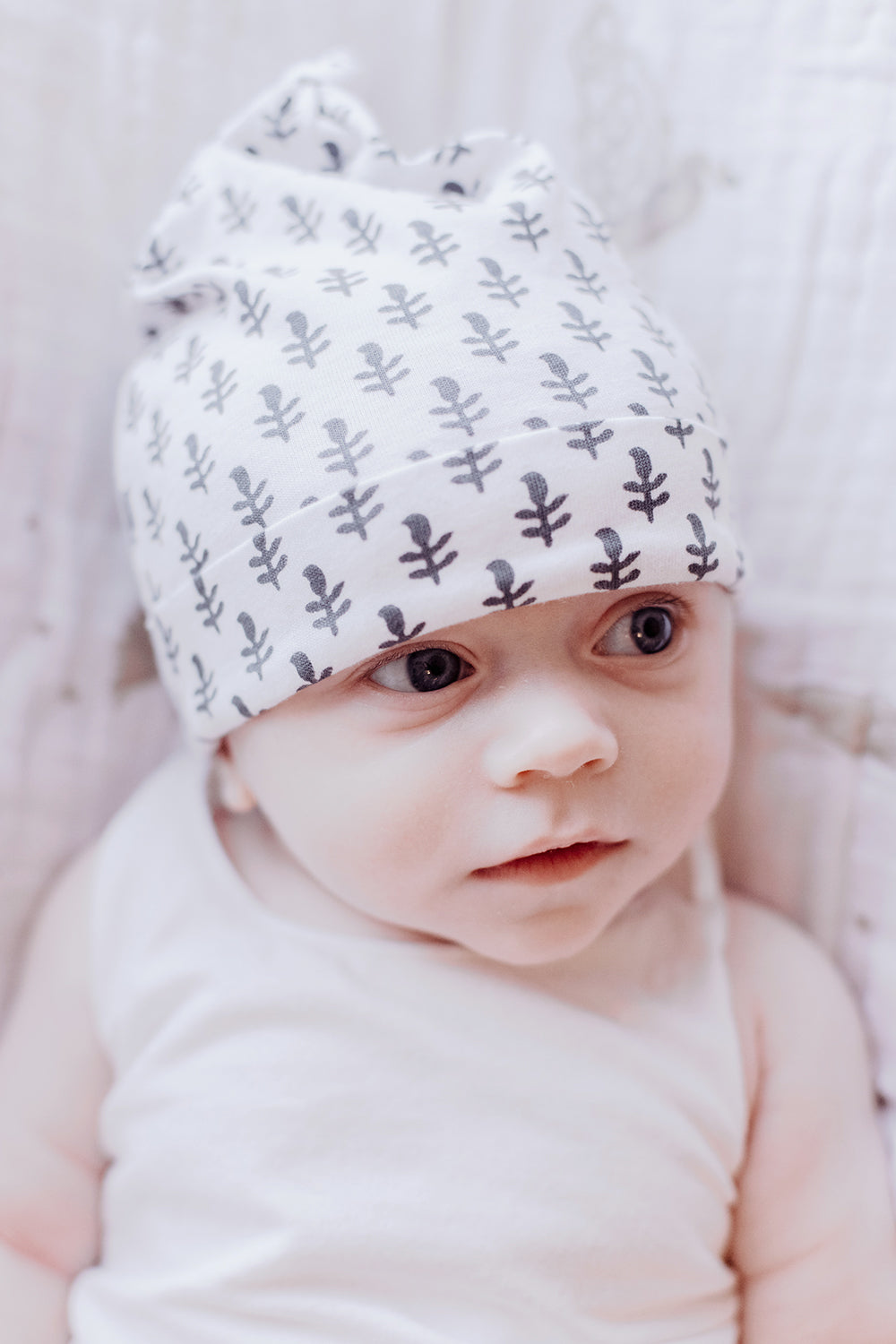 Organic Cotton Bandana Bib, Mitten, Hat Set - Fort