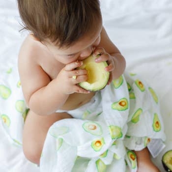 ORGANIC SWADDLE SET - FIRST FOODS (Avocado + Carrot)