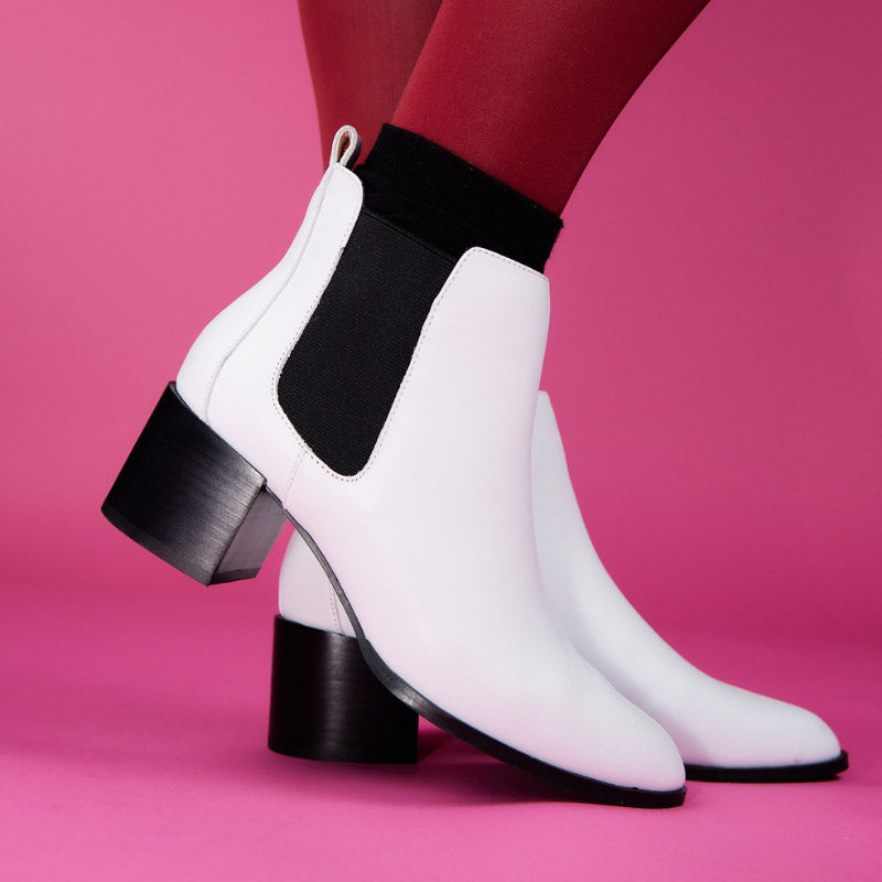 Melissa Chelsea Boot In White Leather