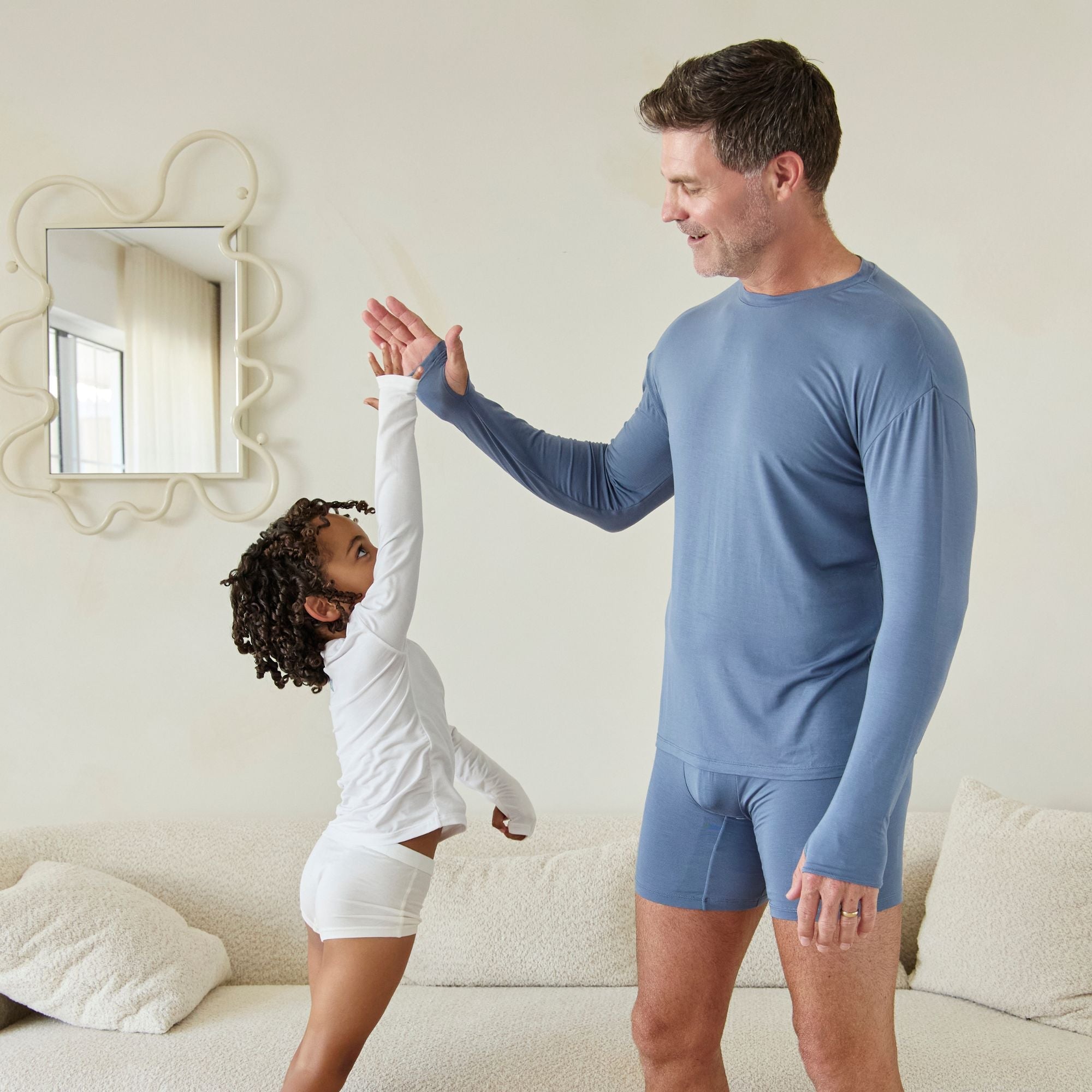 Mens Ultra Soft Tencel™ Micro Modal Long Sleeve Thumb-tee