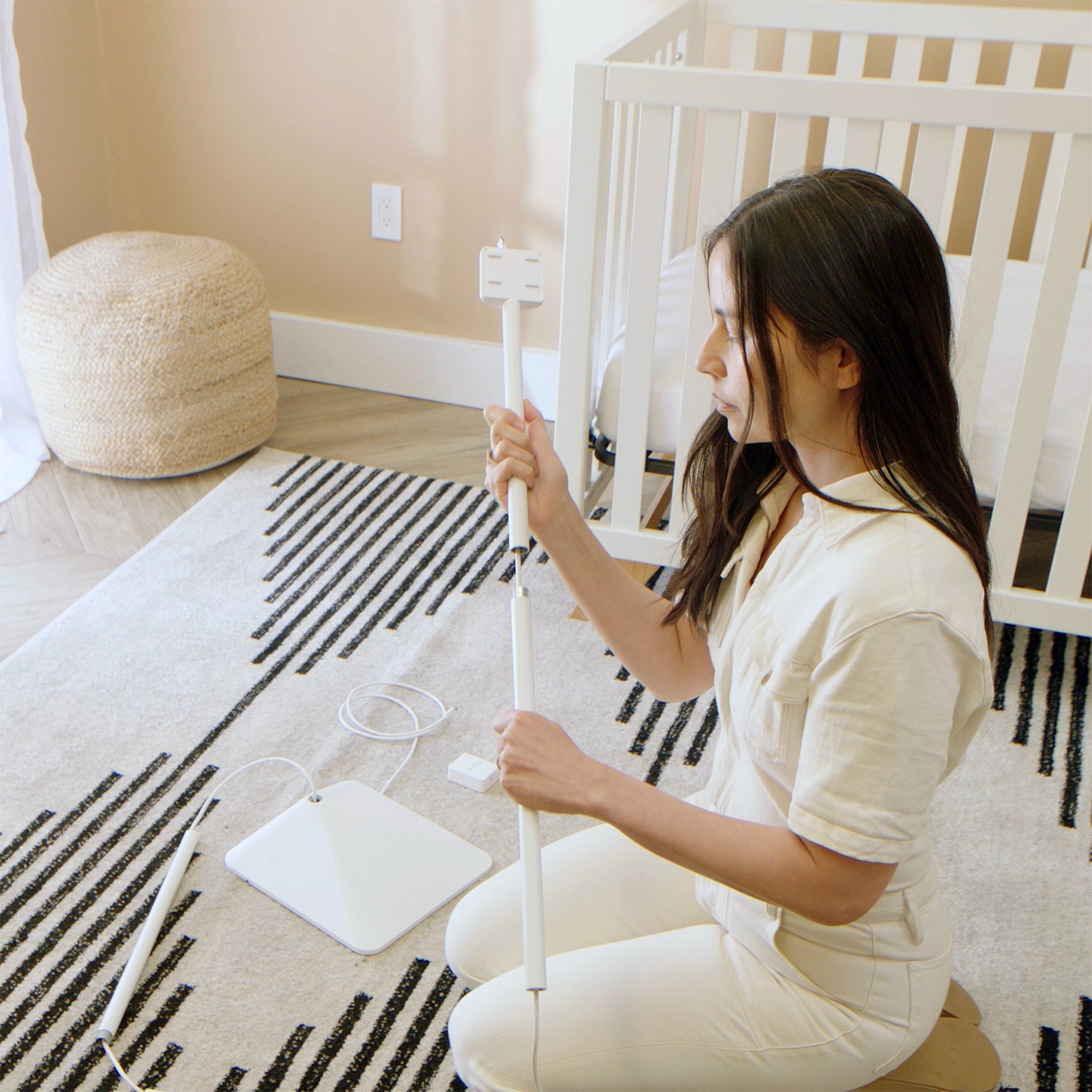 Miku Pro Smart Baby Monitor With Wall Mount And Floor Stand