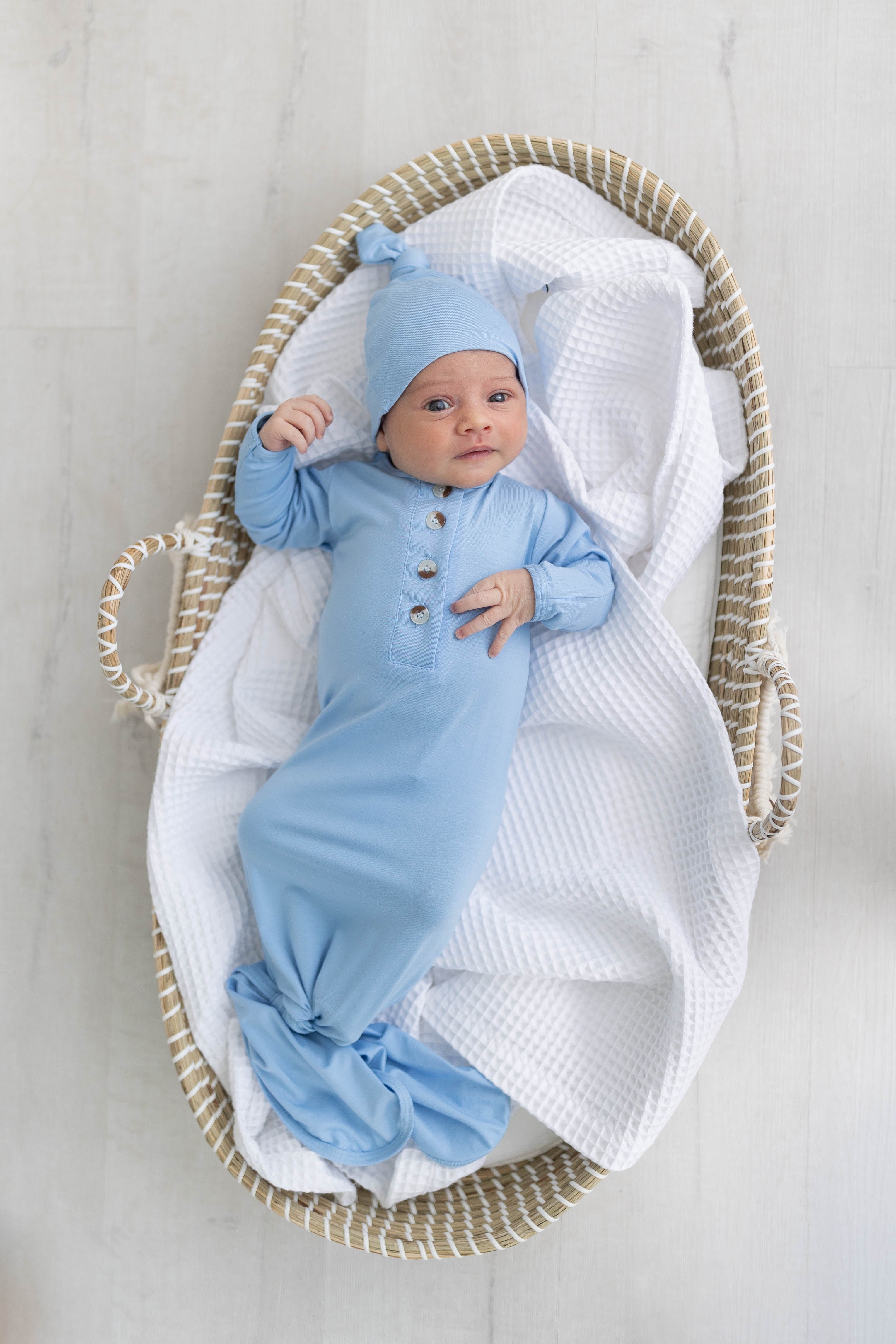 Knotted Baby Gown & Hat Set - Baby Blue (newborn-3 Months)