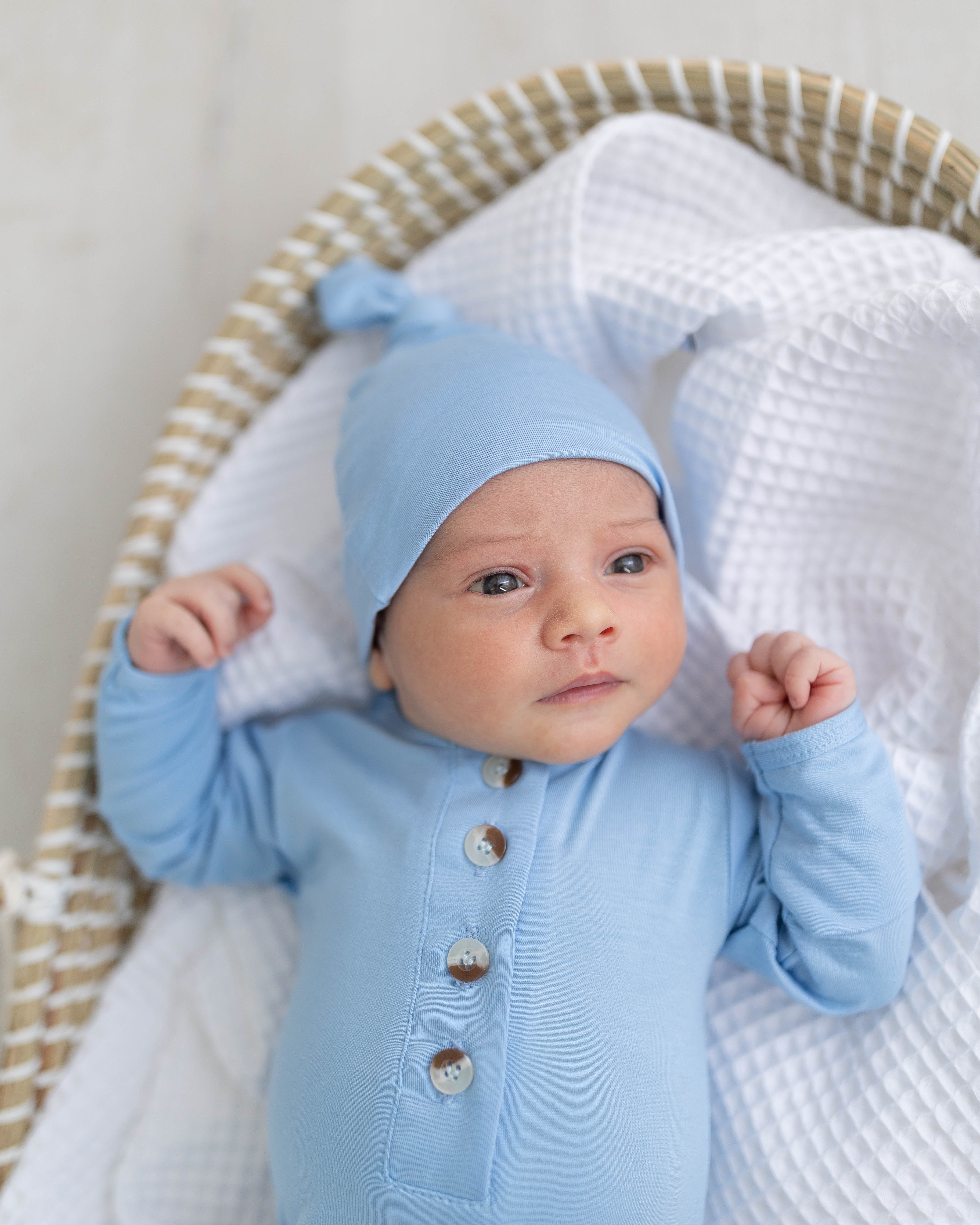 Knotted Baby Gown & Hat Set - Baby Blue (newborn-3 Months)