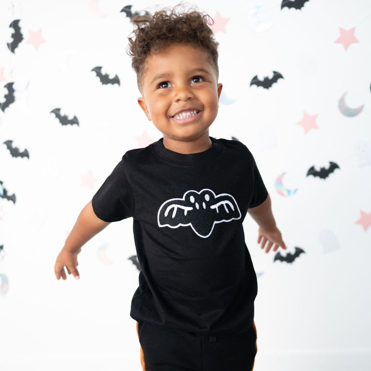 Bat Patch Halloween Short Sleeve T-shirt