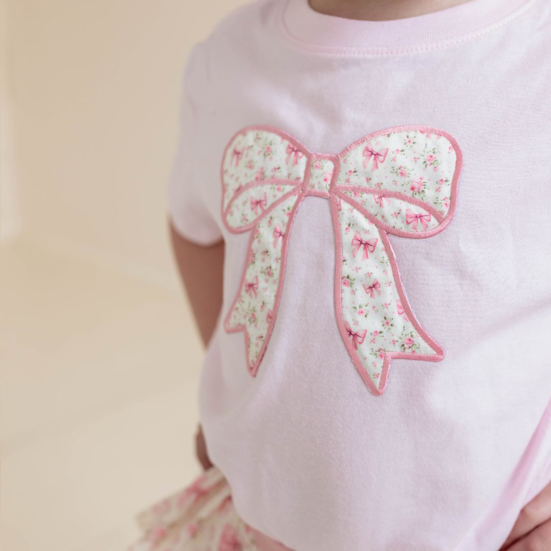 Ditsy Floral Bow Patch Short Sleeve T-shirt