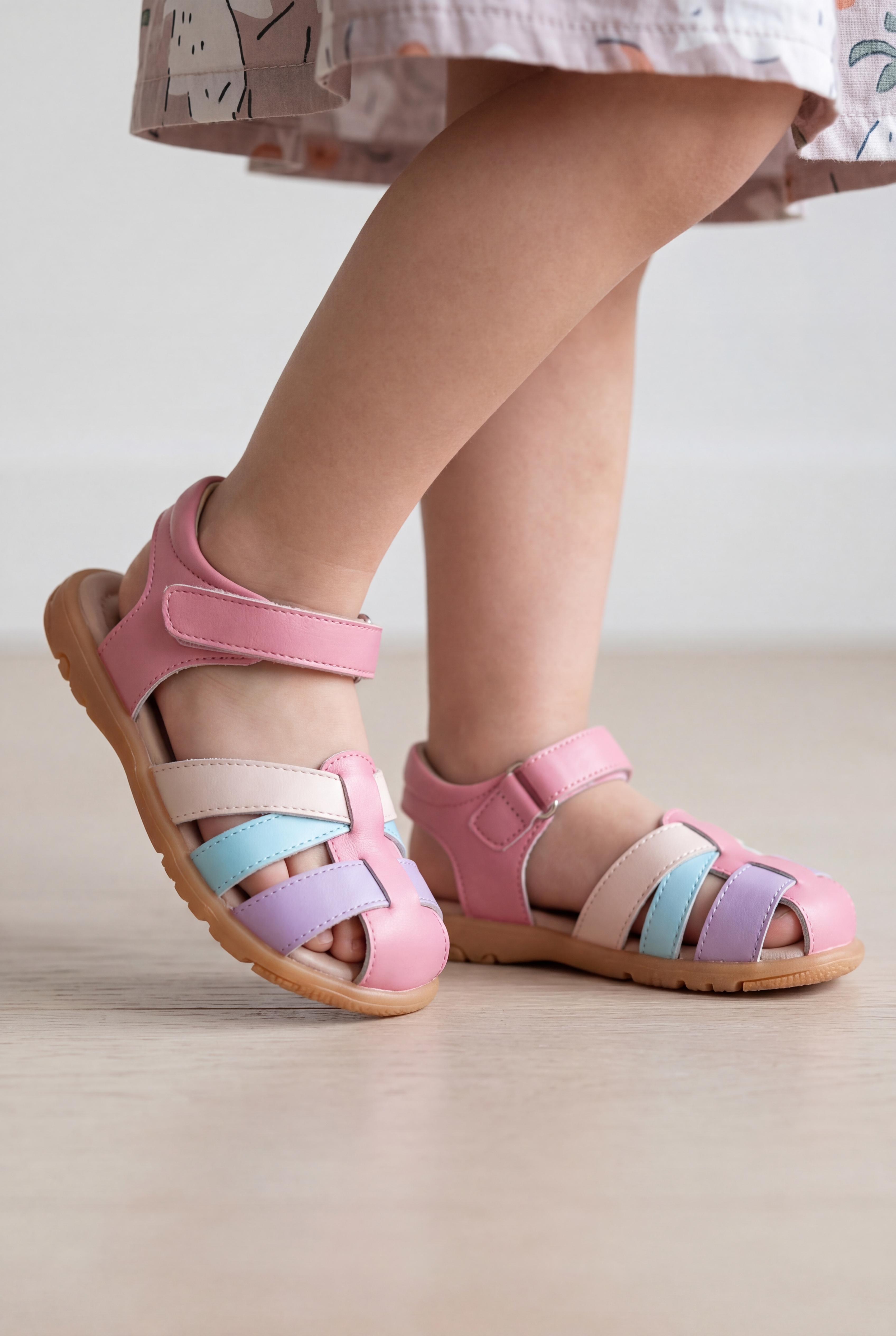 Barefoot Sandals – Comfortable Closed-toe Sandals For Kids | Taffy