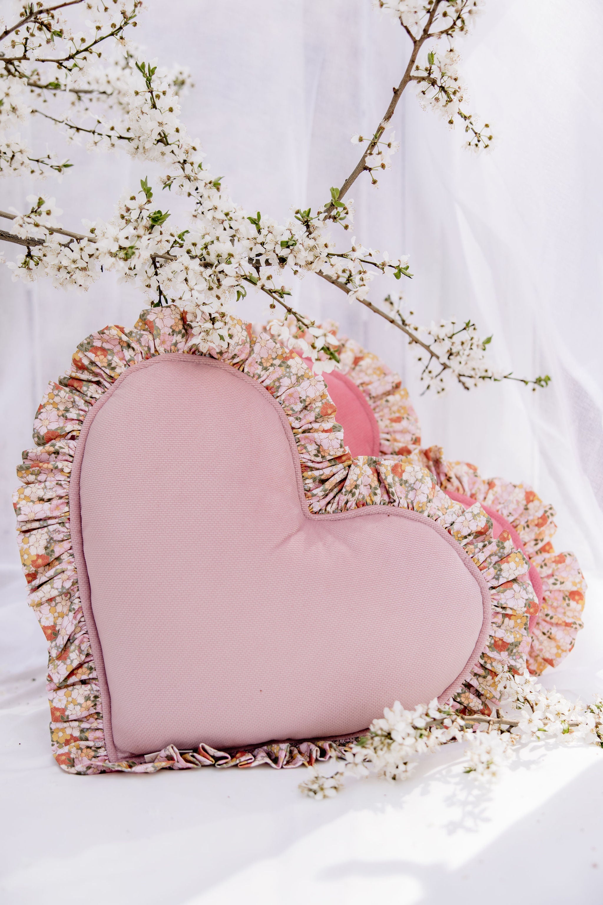 "green Garden" Heart Pillow With Checkered Frill