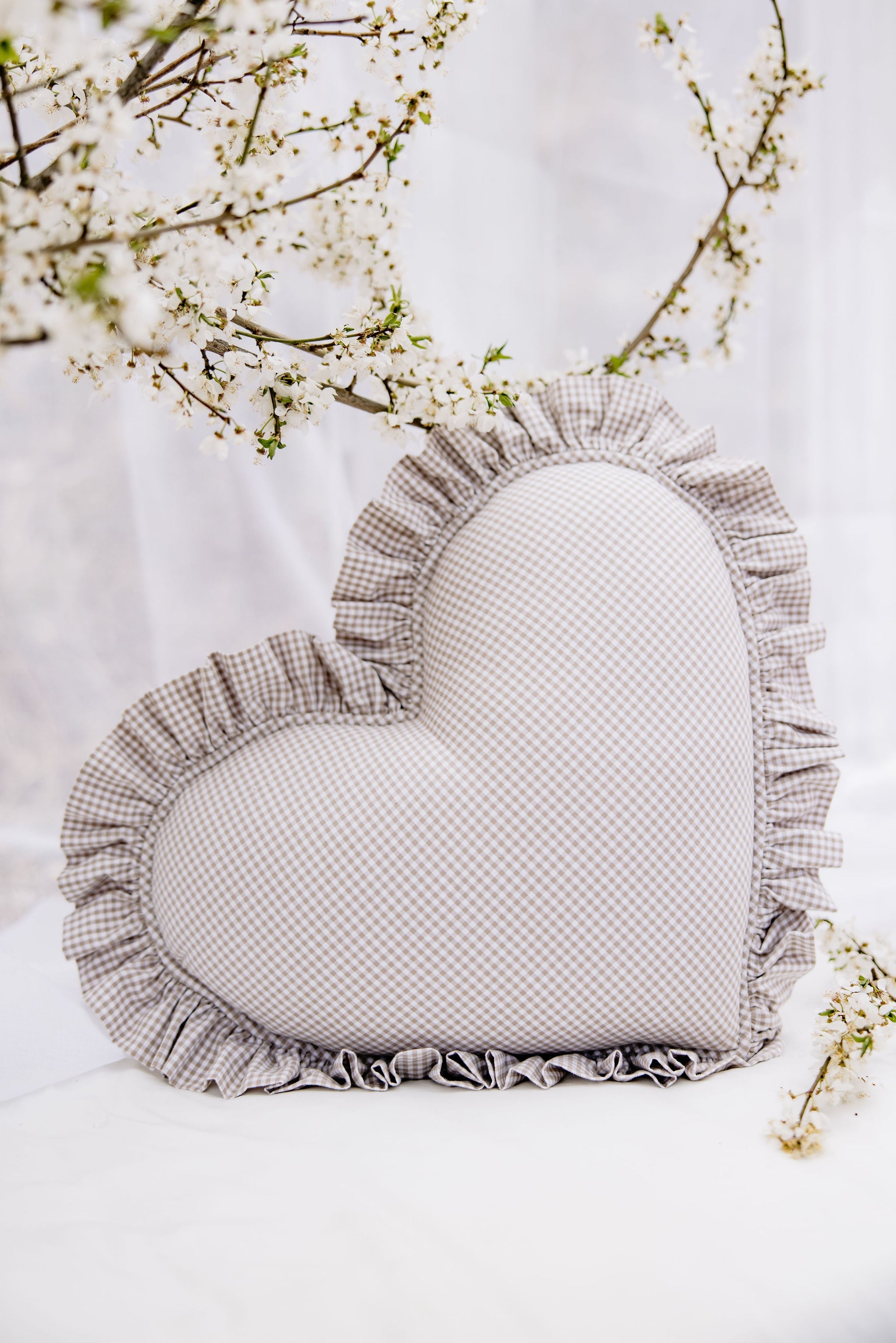 "beige" Heart Pillow With Checkered Frill