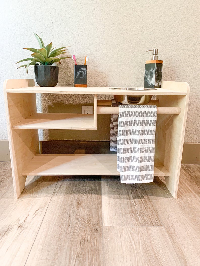 Luca- Toddler Wash Station