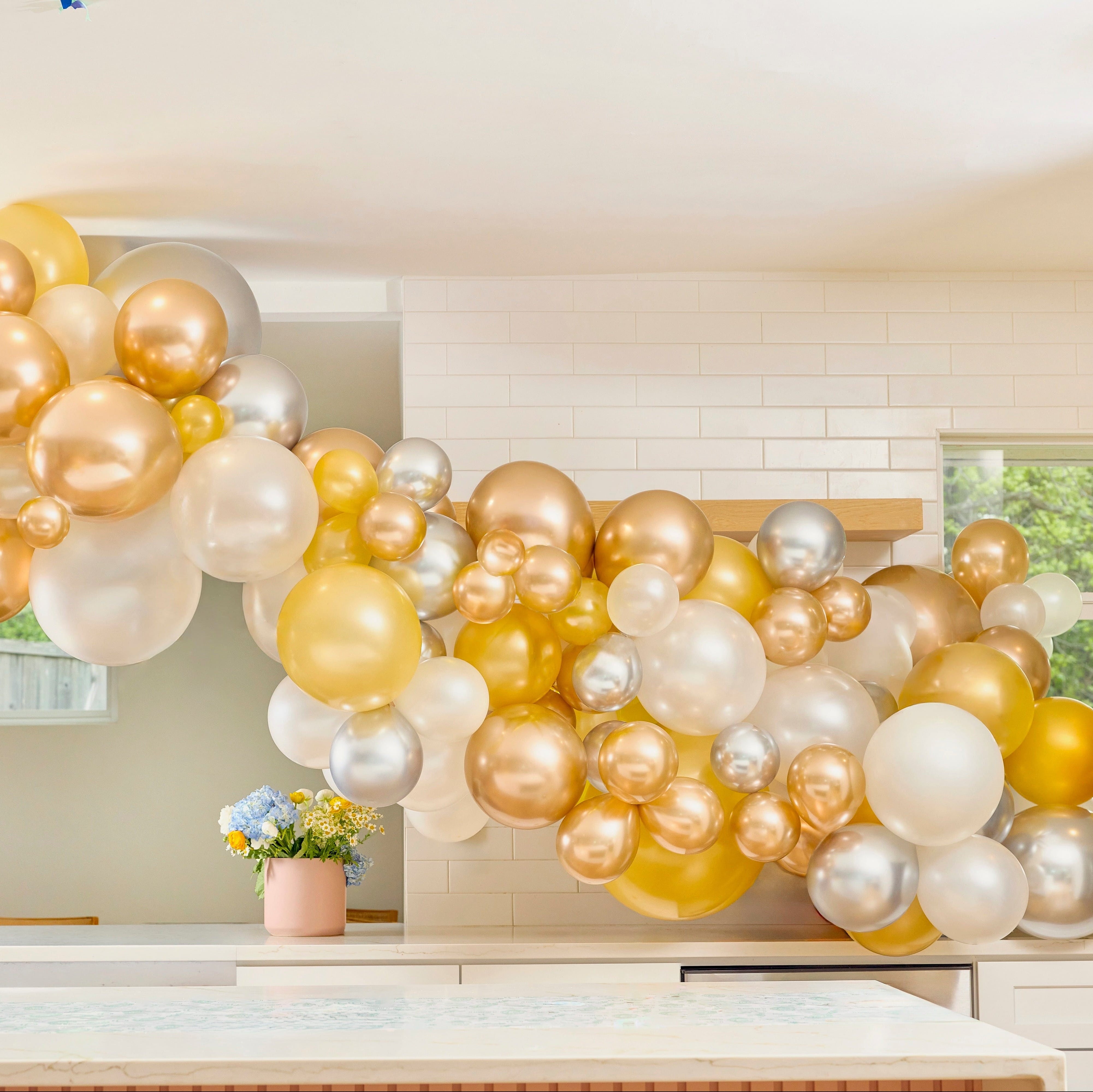 Metallic Balloon Garland Kit (150 Ct)