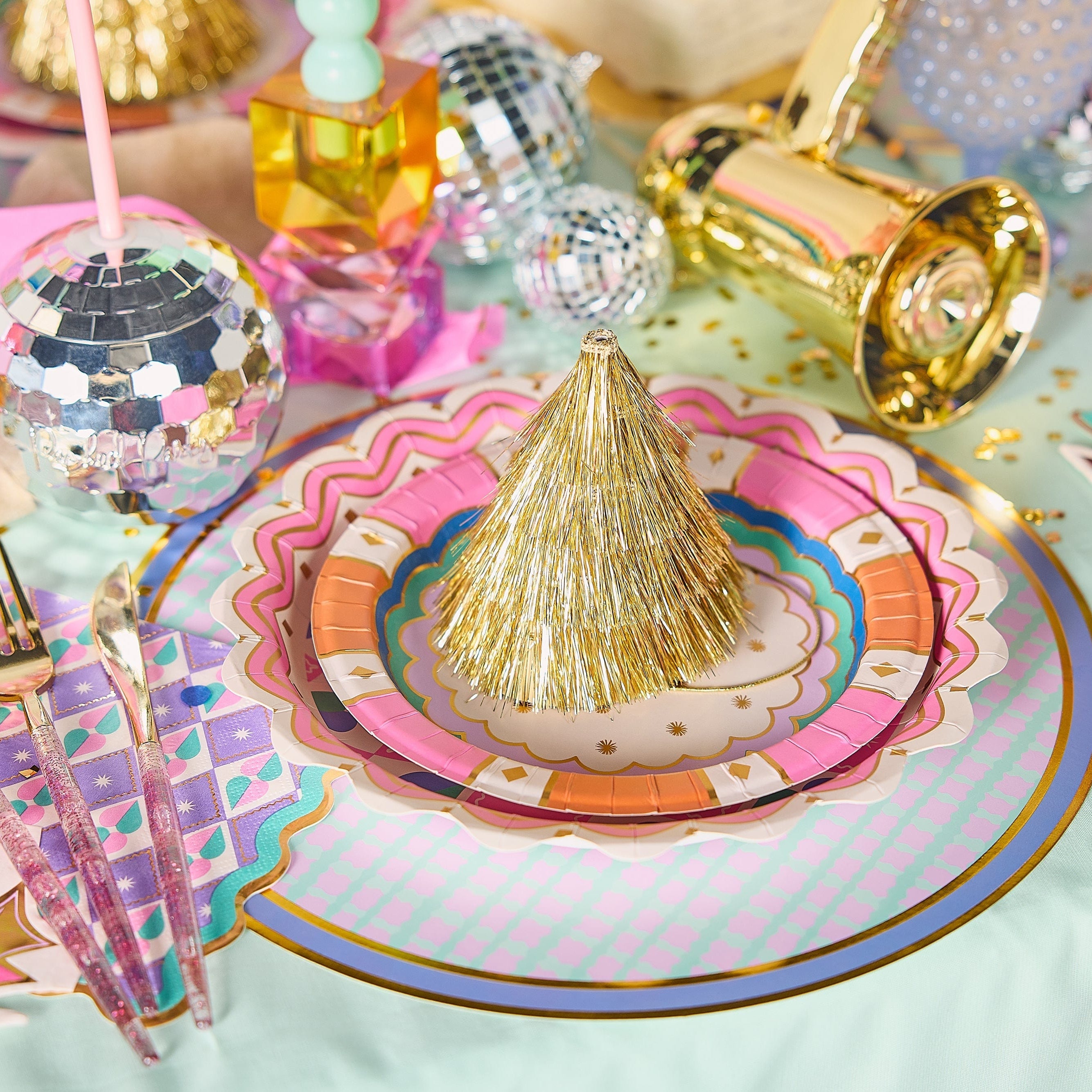 Circus Soirée Dessert Plates (10 Count)