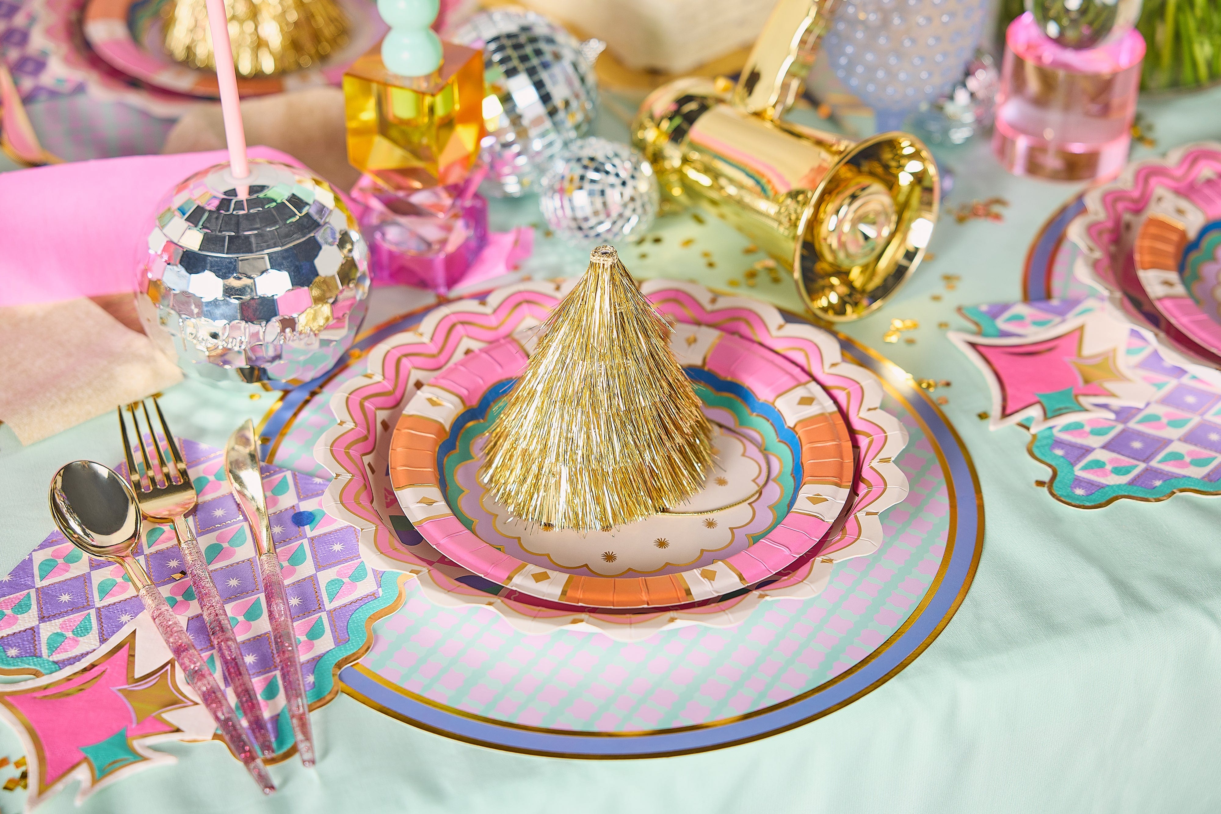 Circus Soirée Dessert Plates (10 Count)