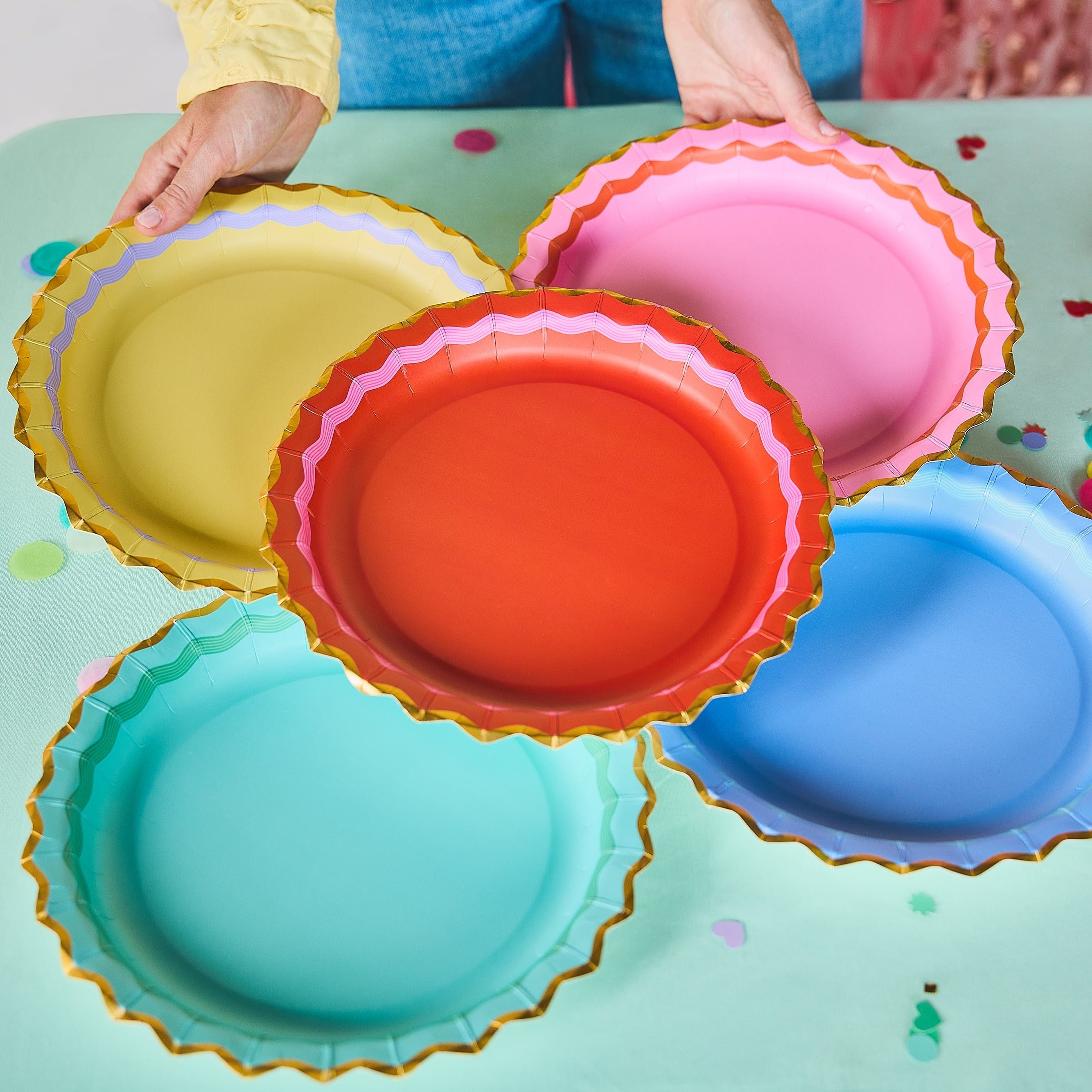Rainbow Ric Rac Assorted Dinner Plates (10 Count)