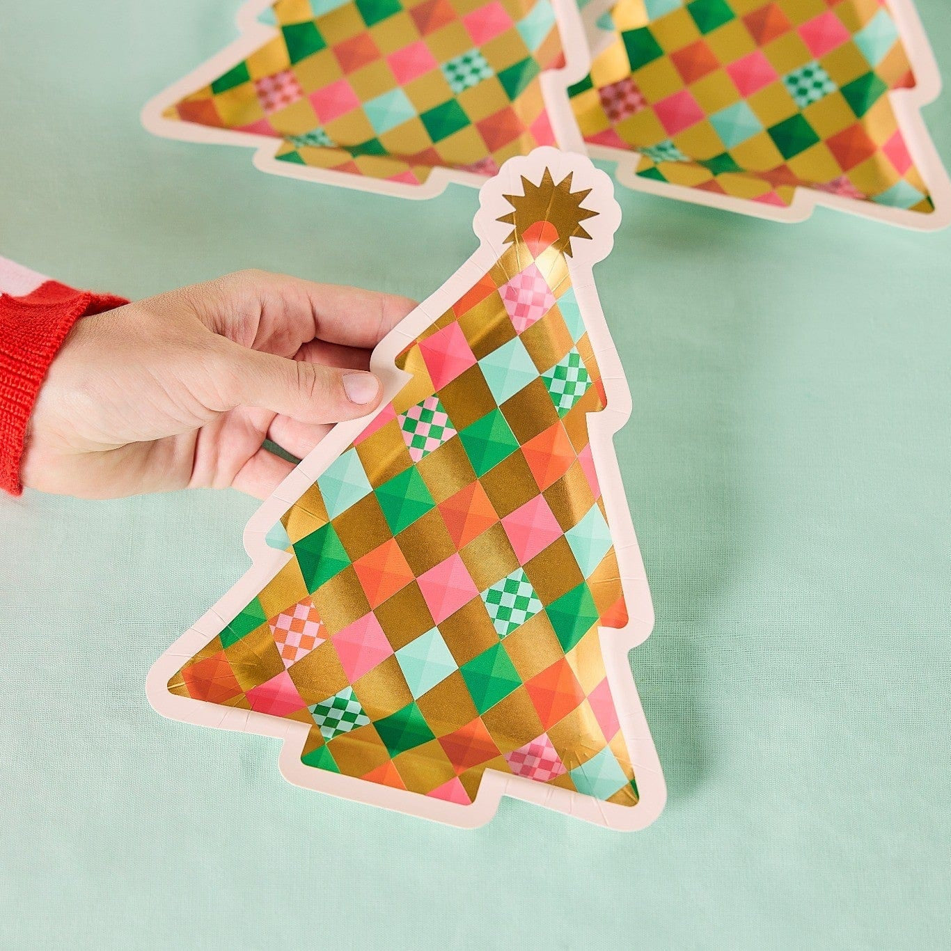 Gold Christmas Tree Dessert Plates (10 Count)