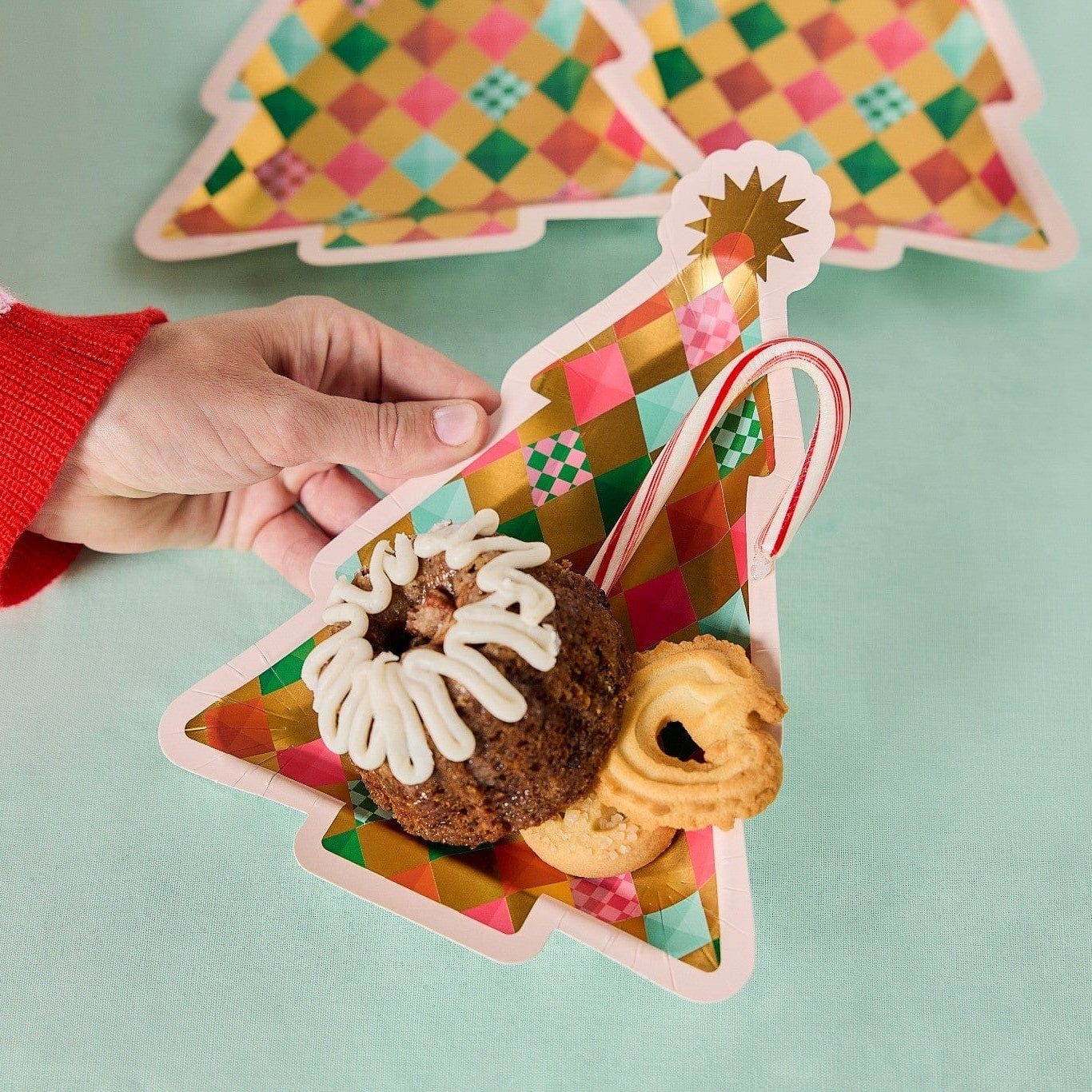 Gold Christmas Tree Dessert Plates (10 Count)