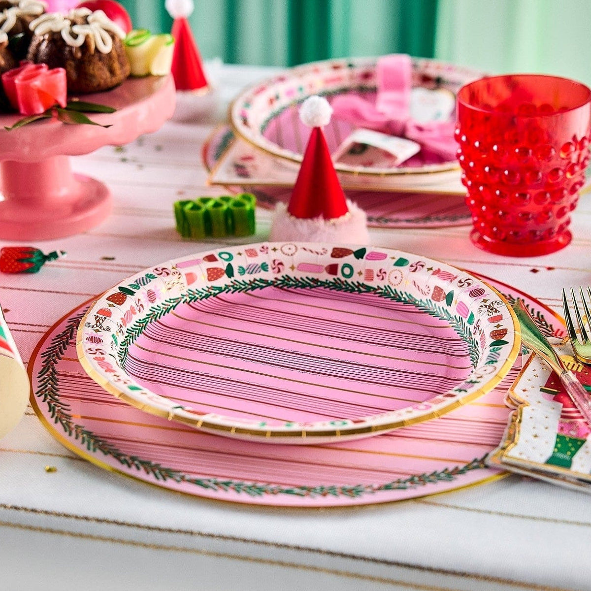 Peppermint Party Christmas Dinner Plates (10 Count)