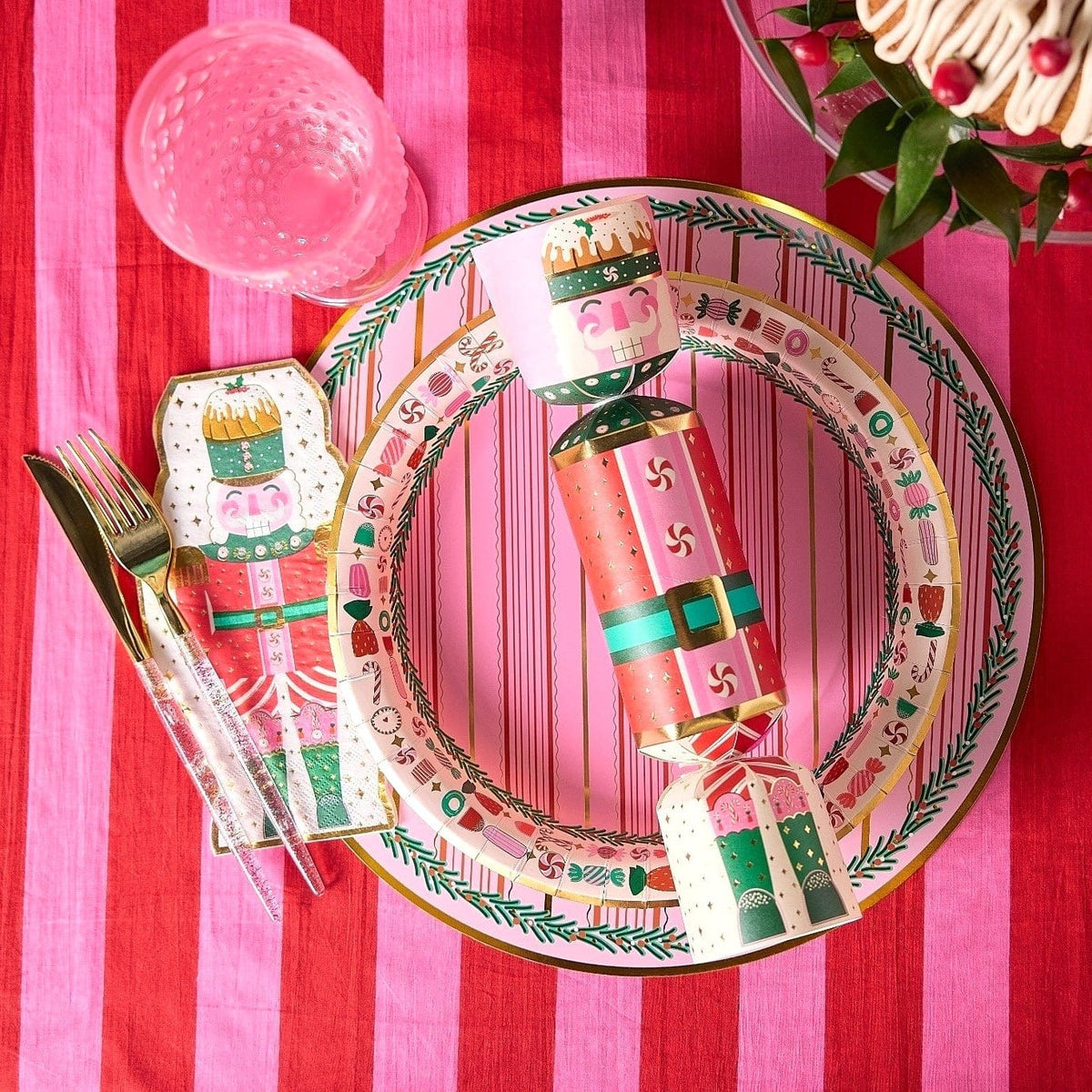 Nutcracker Guest Napkins (16 Count)