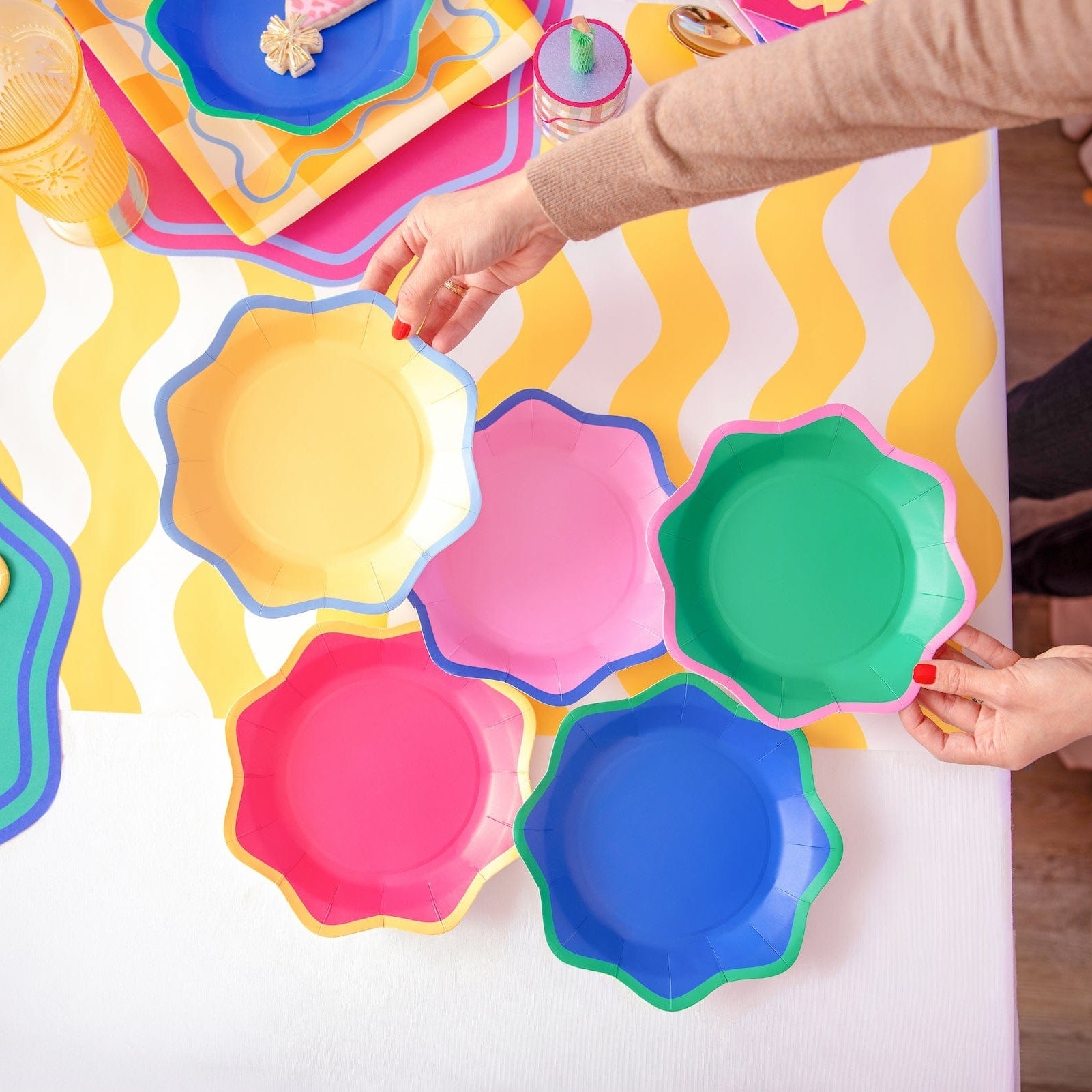 Colorwave Dessert Plates (10 Ct)