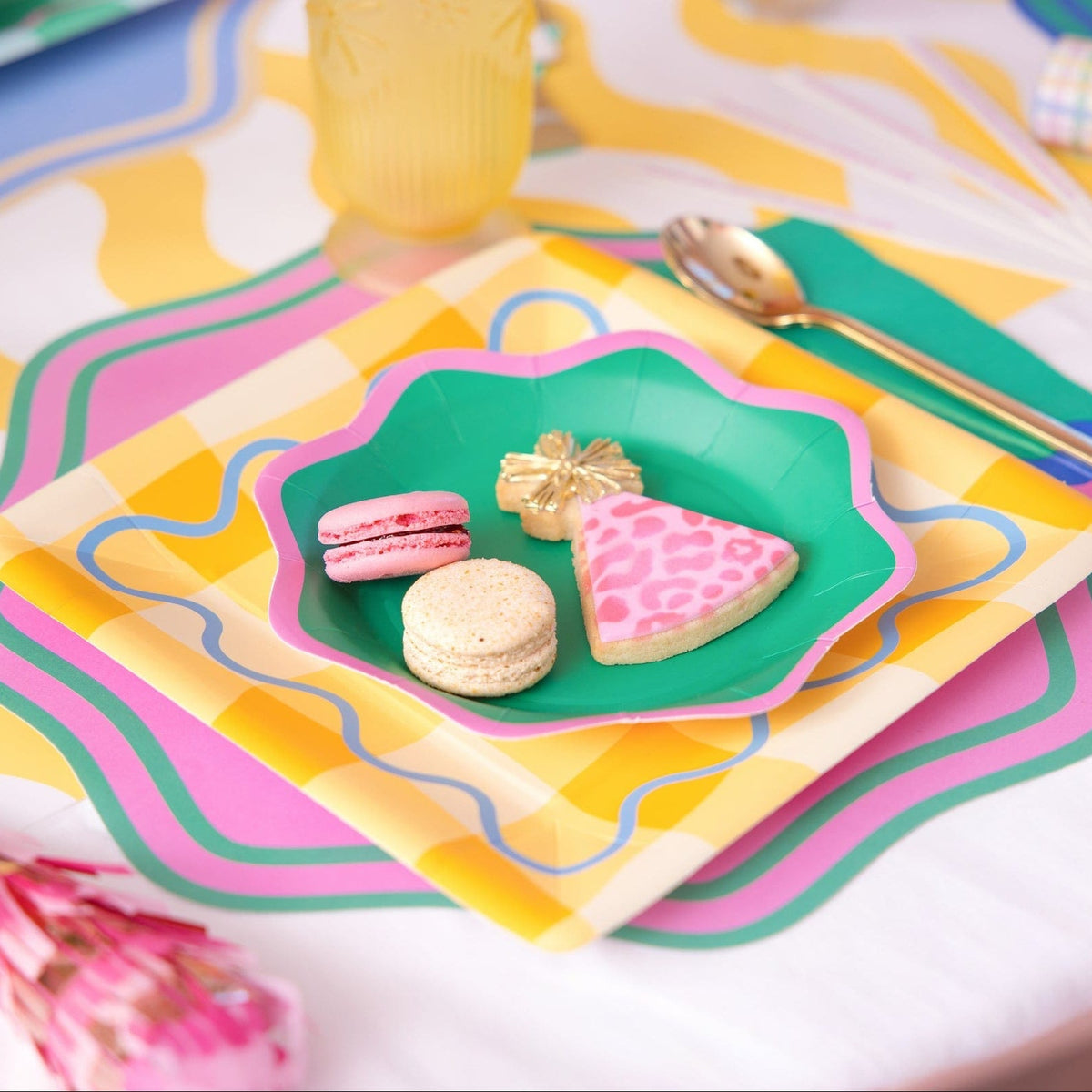 Colorwave Dessert Plates (10 Ct)
