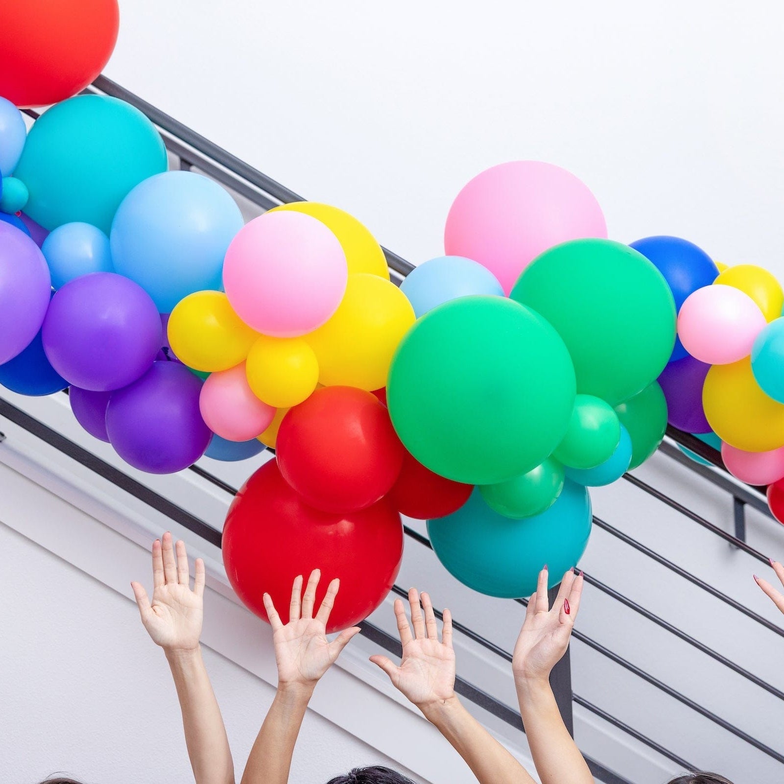 Rainbow Balloon Garland Kit (150 Ct)