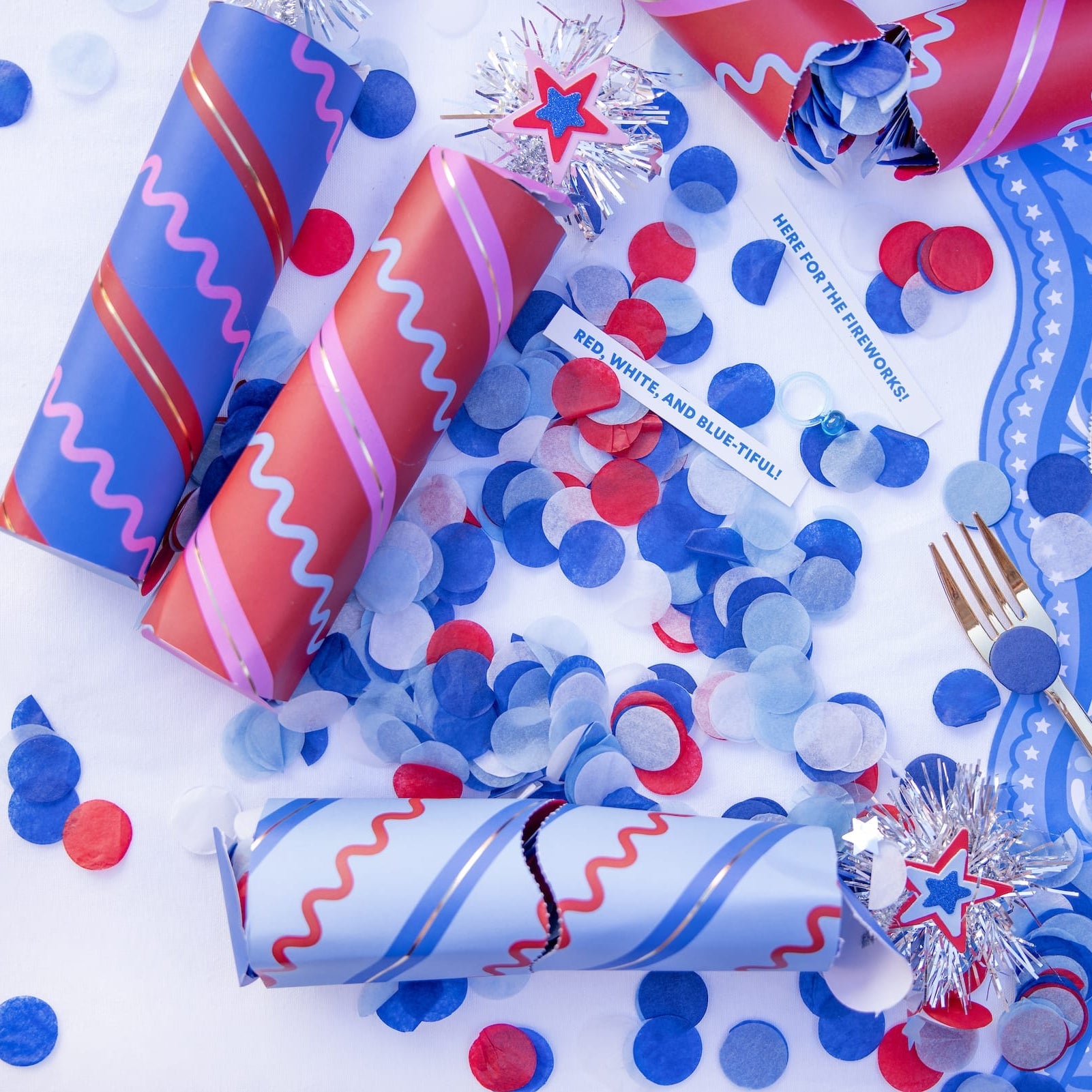 Star-spangled Surprise Firecracker Crackers (6 Ct)