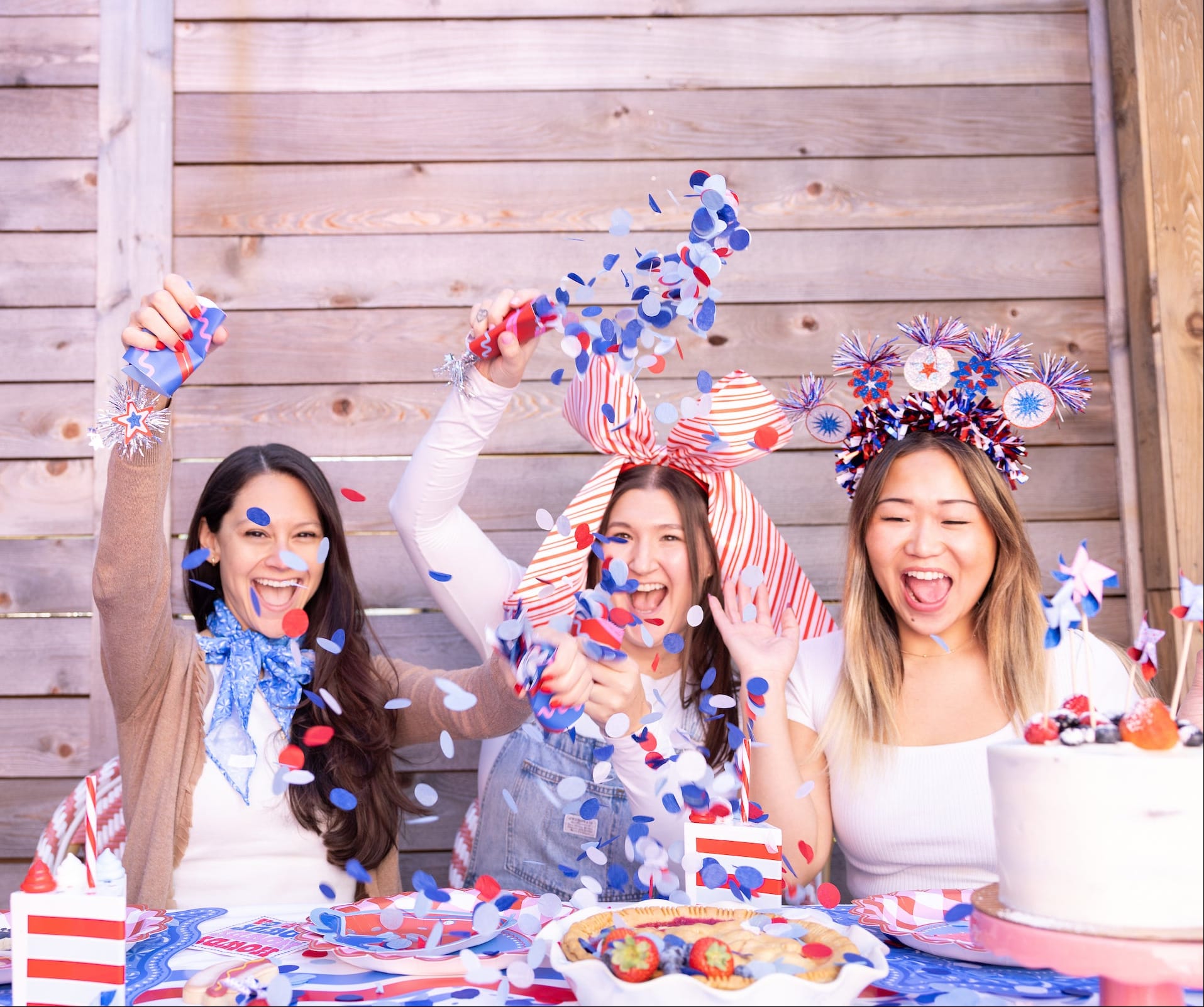 Star-spangled Surprise Firecracker Crackers (6 Ct)